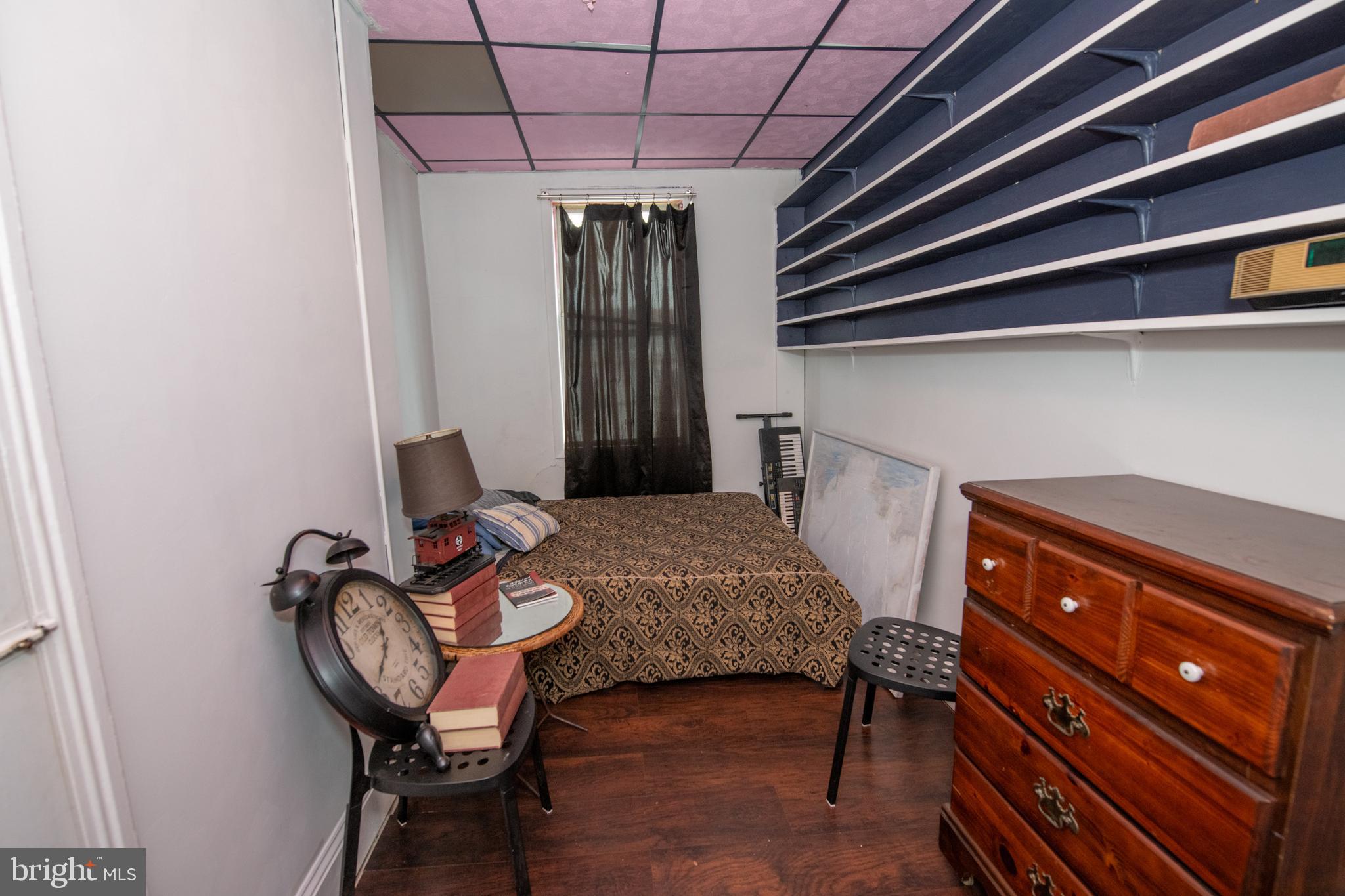 BRIDESBURG - Residential