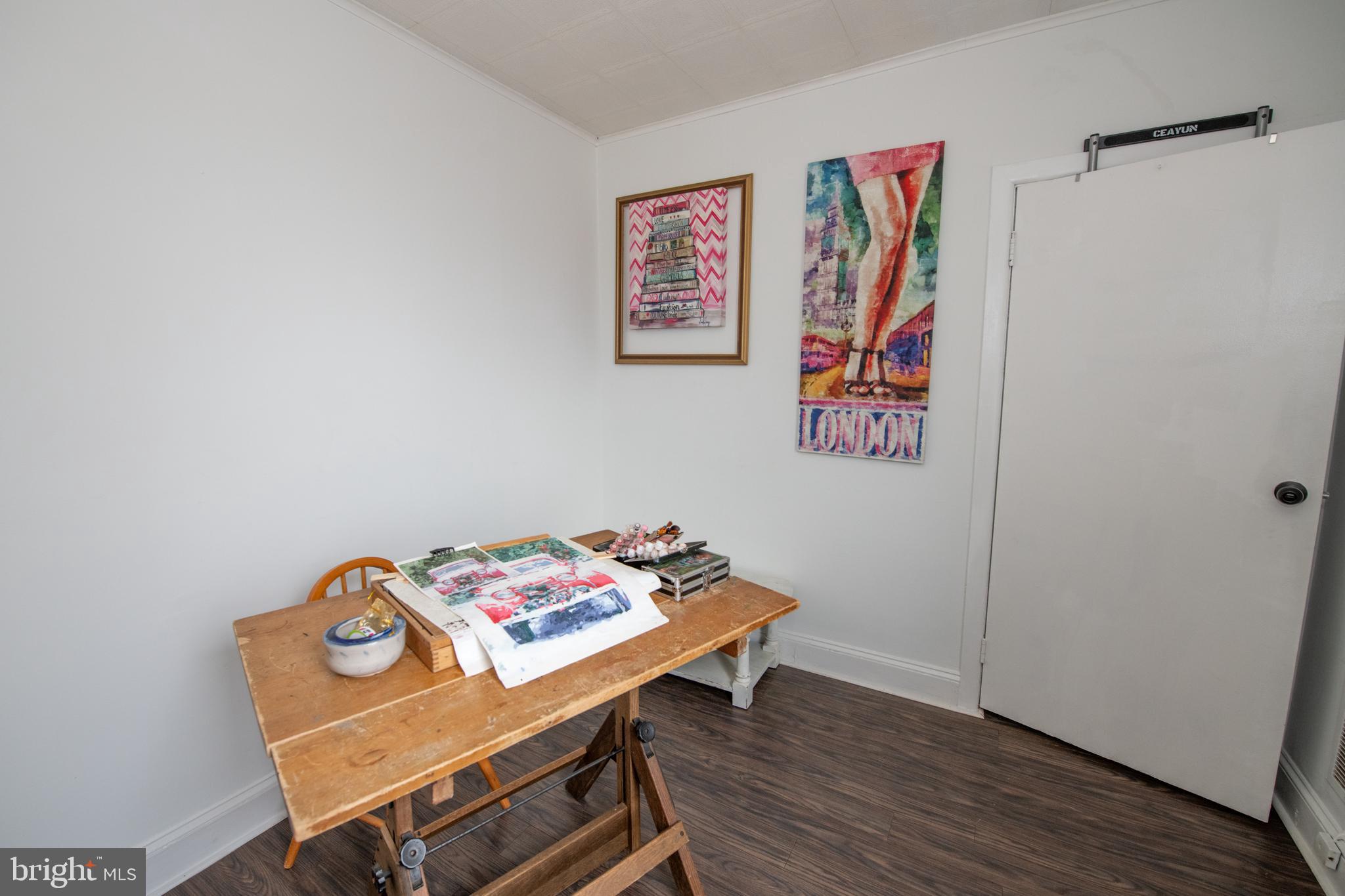 BRIDESBURG - Residential