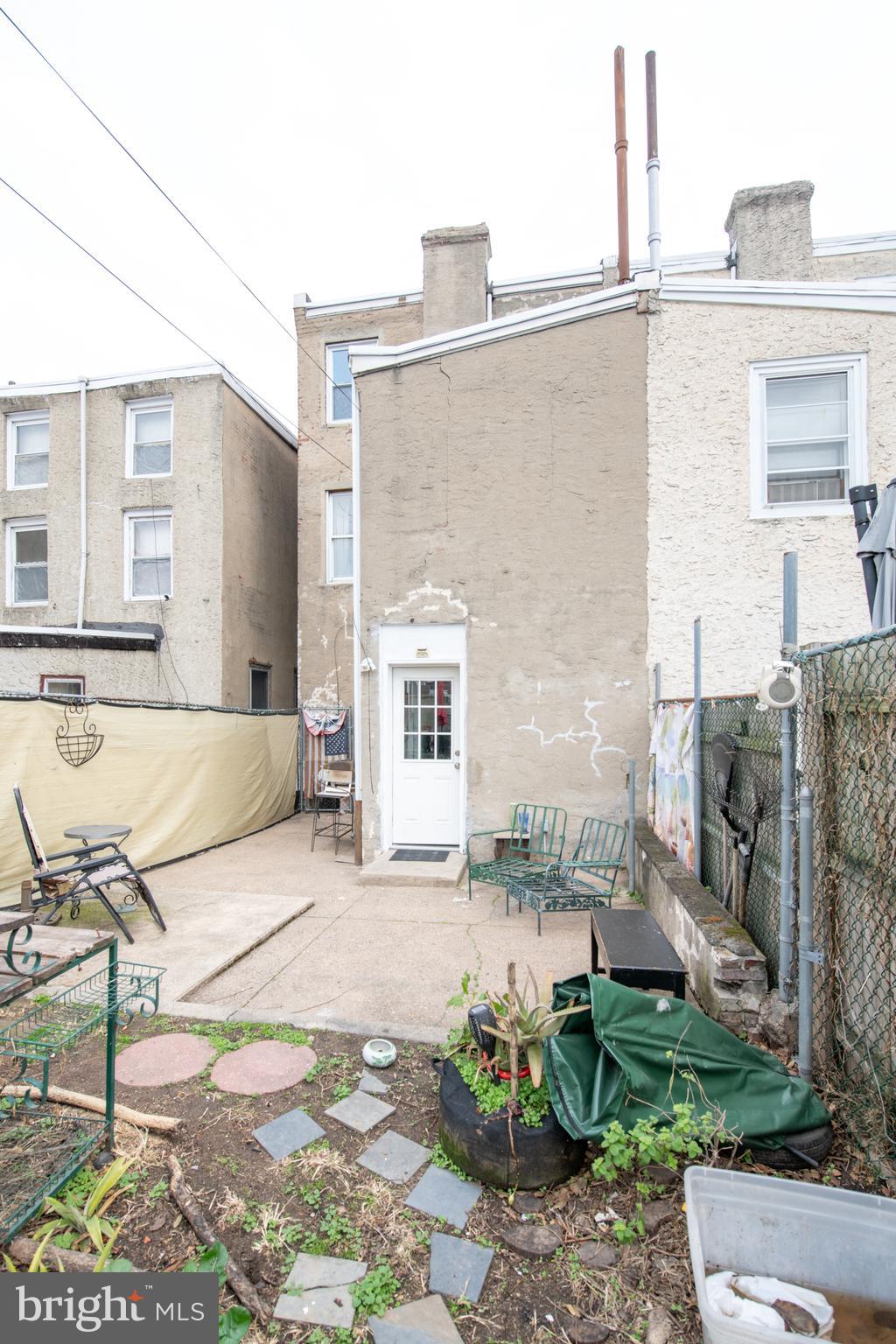 BRIDESBURG - Residential