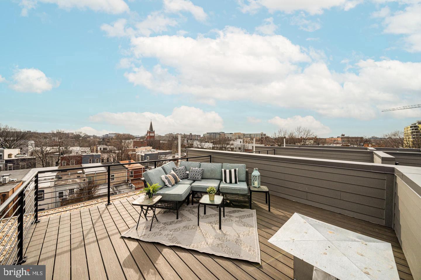 442.5 R STREET NW B