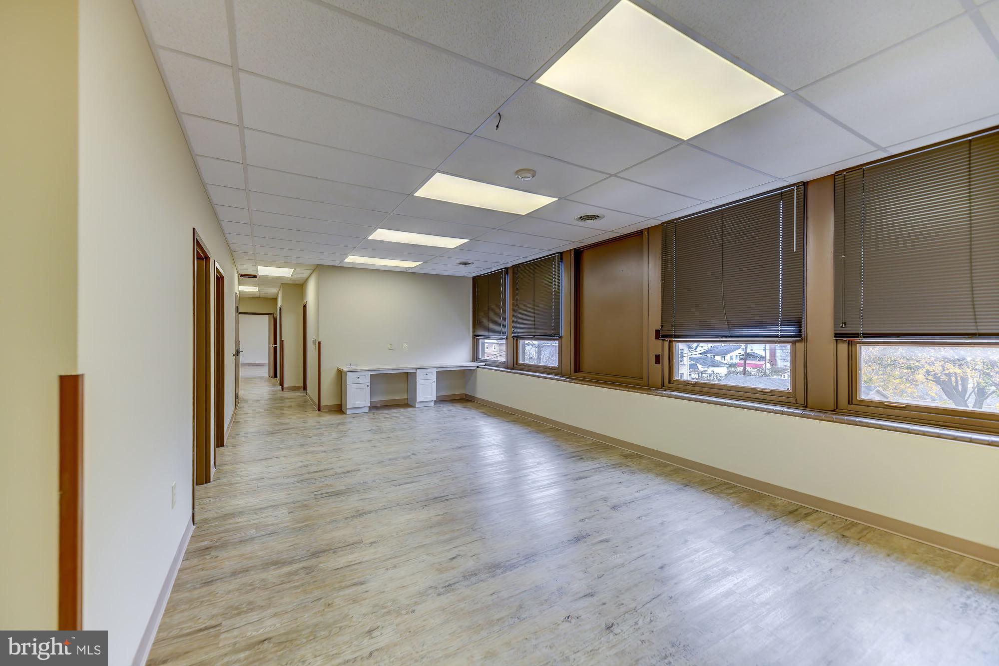 1401 N MARKET STREET