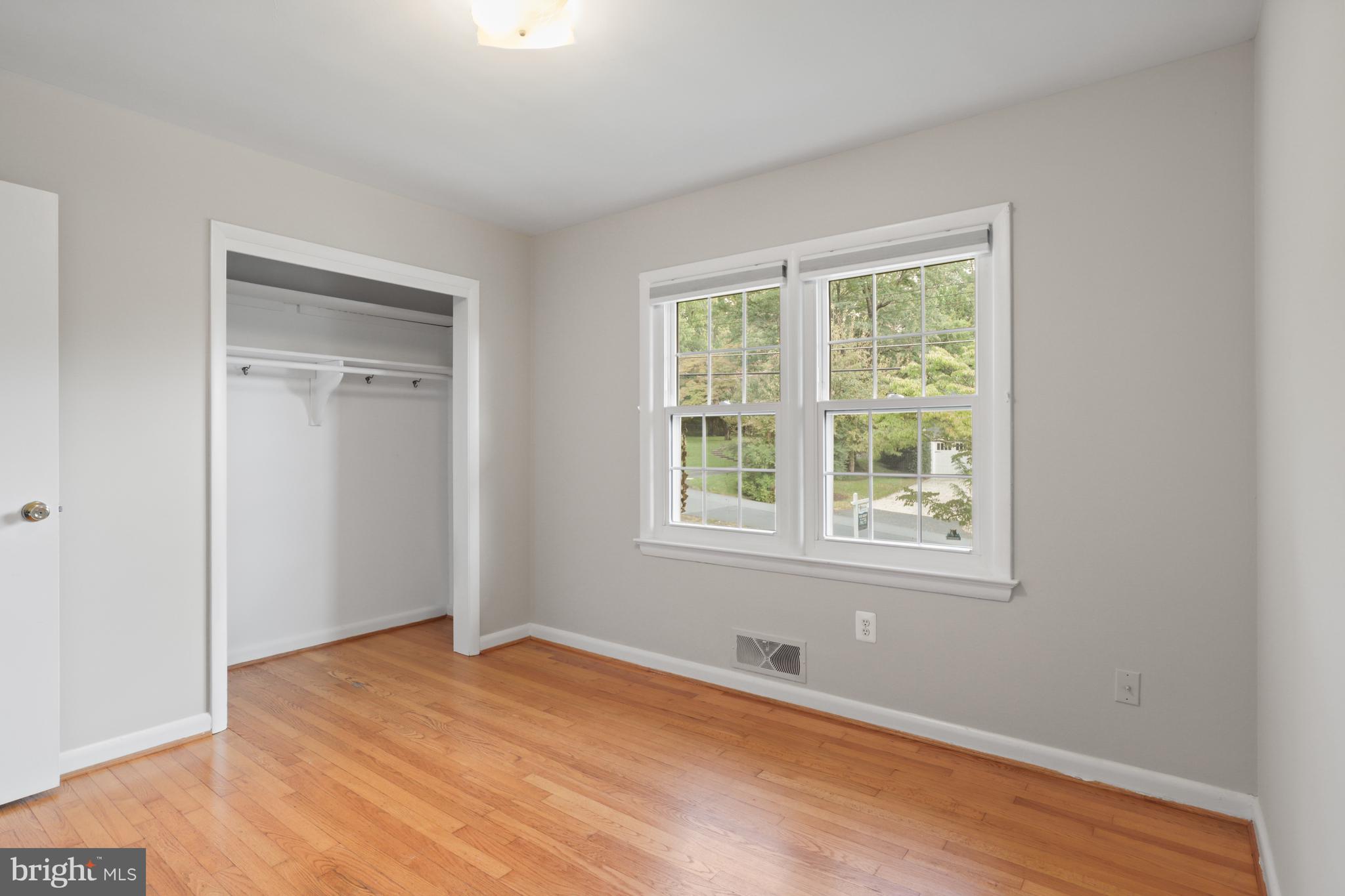 CHESTERBROOK WOODS - Residential Lease