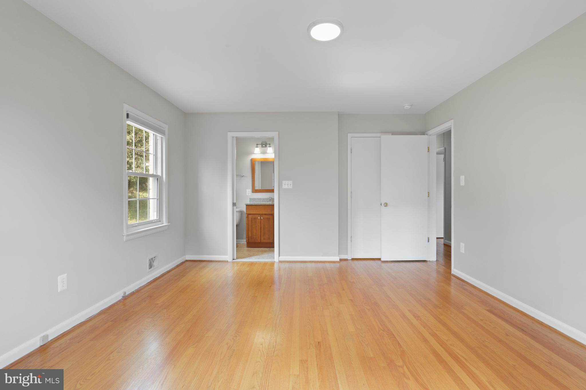 CHESTERBROOK WOODS - Residential Lease