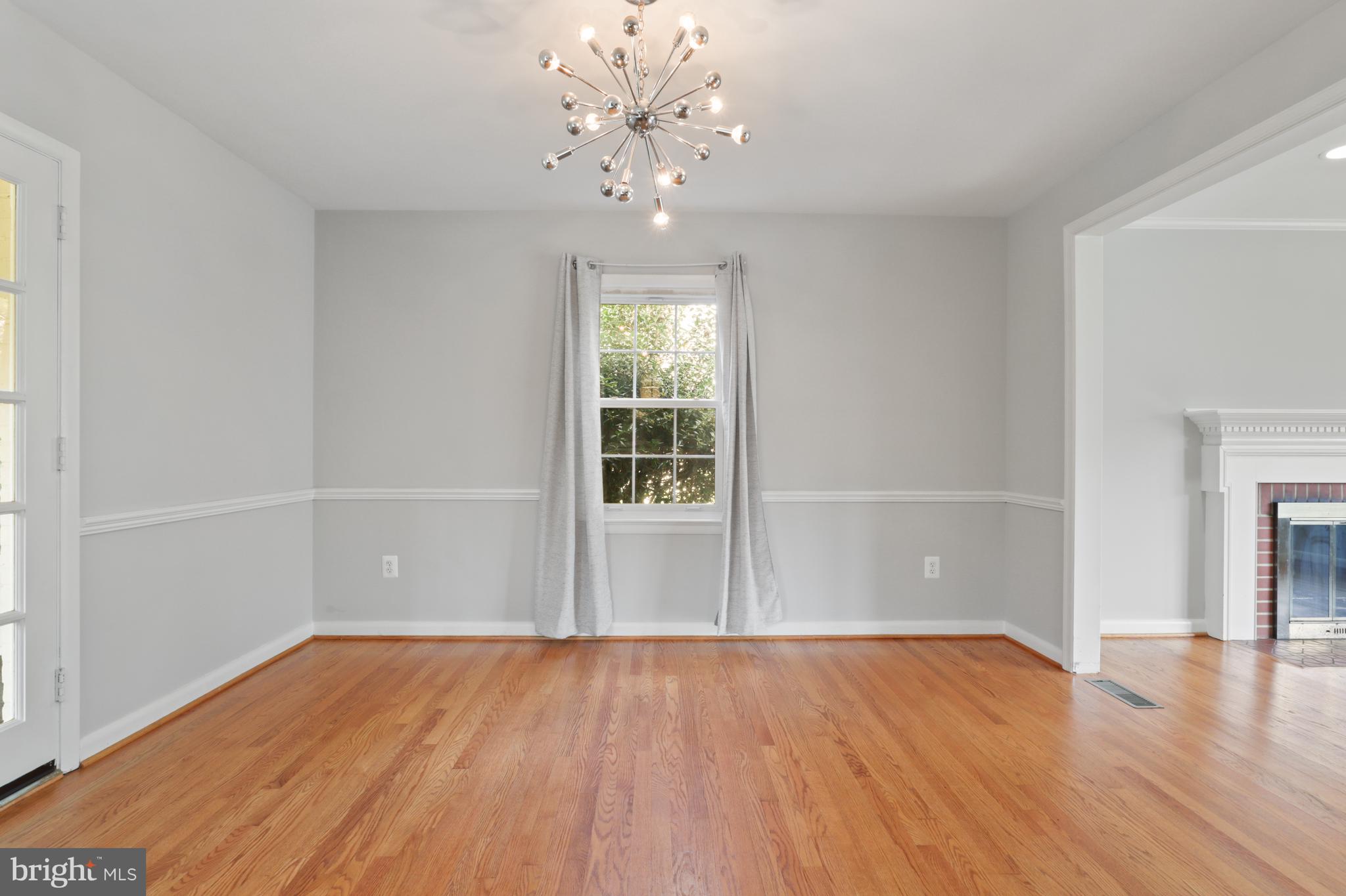 CHESTERBROOK WOODS - Residential Lease