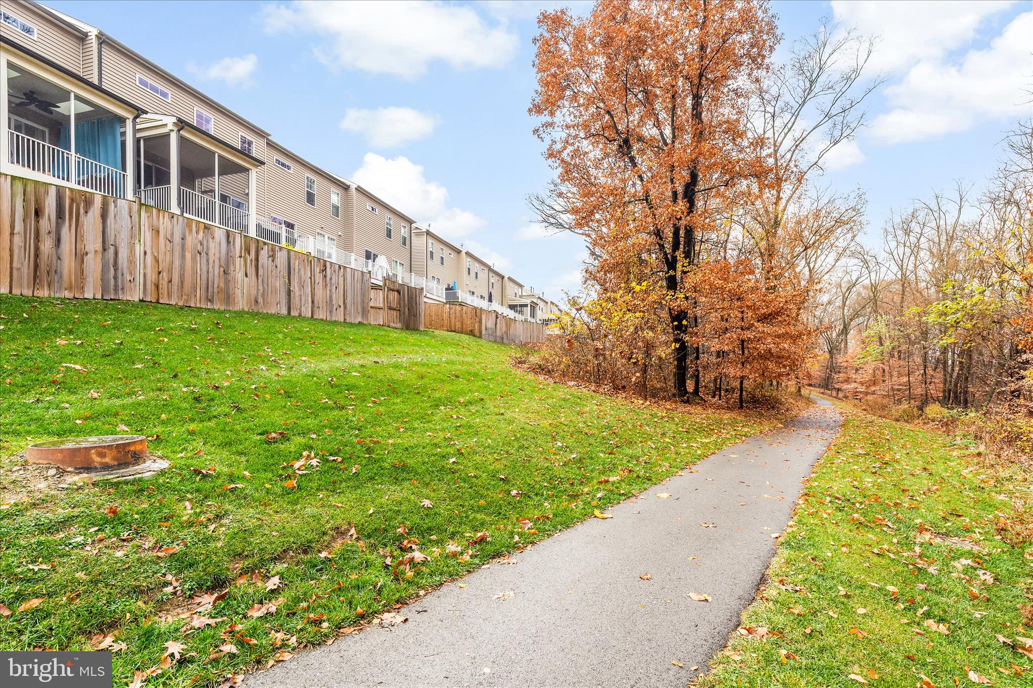 TALLYN RIDGE - Residential