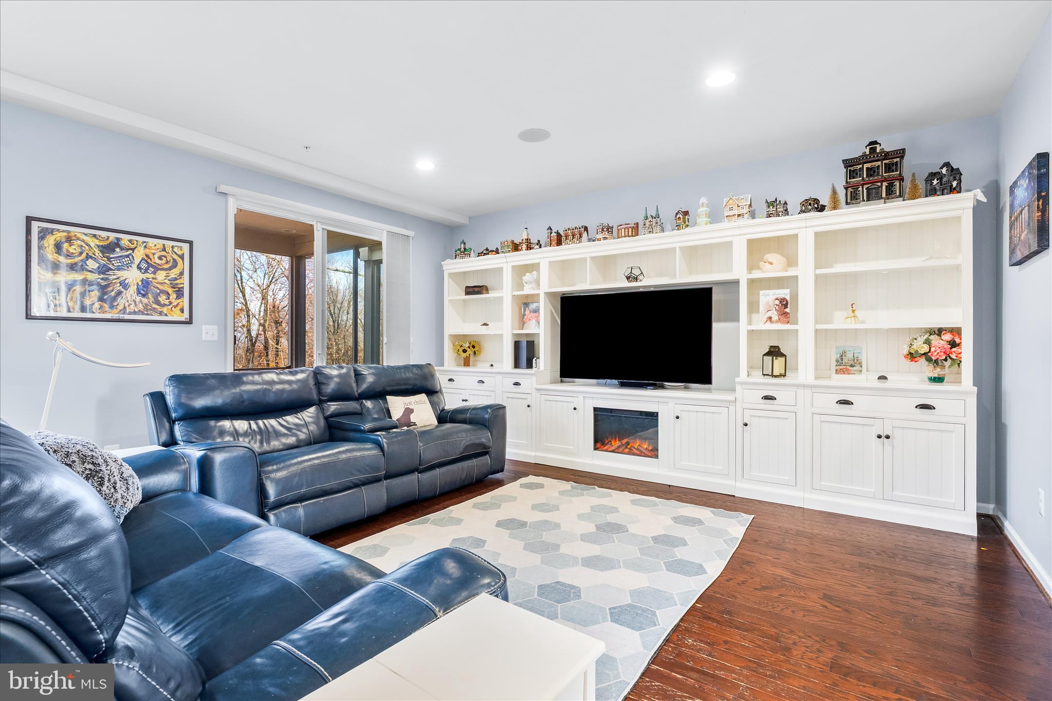 TALLYN RIDGE - Residential