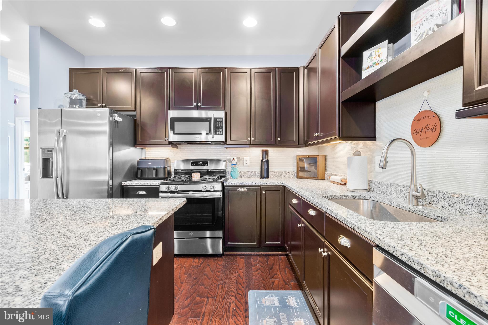 TALLYN RIDGE - Residential