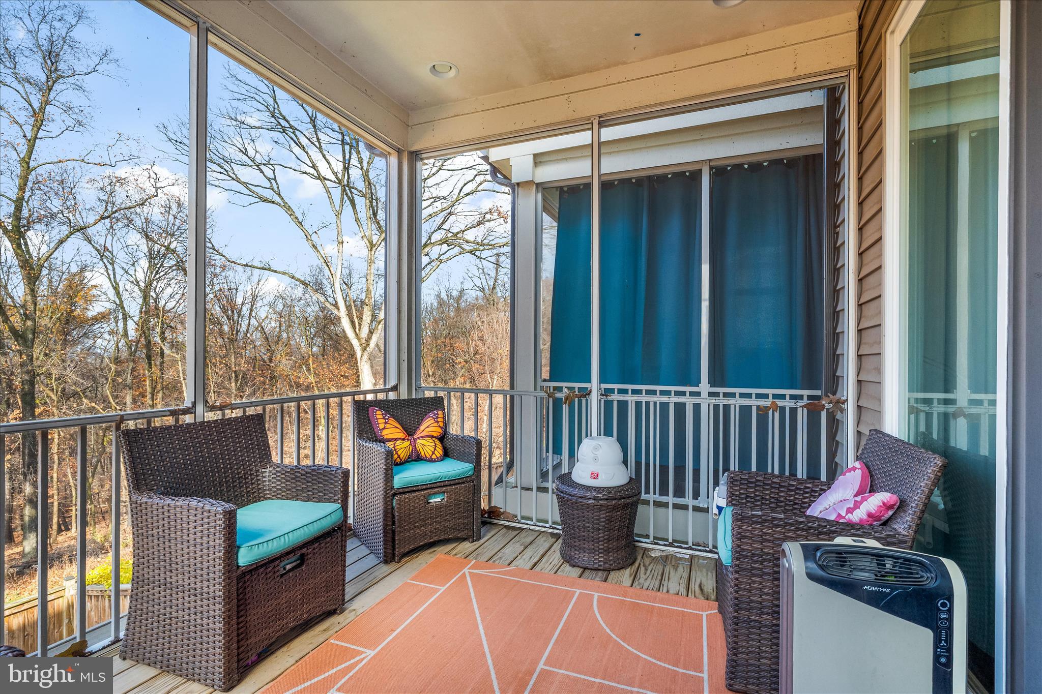 TALLYN RIDGE - Residential