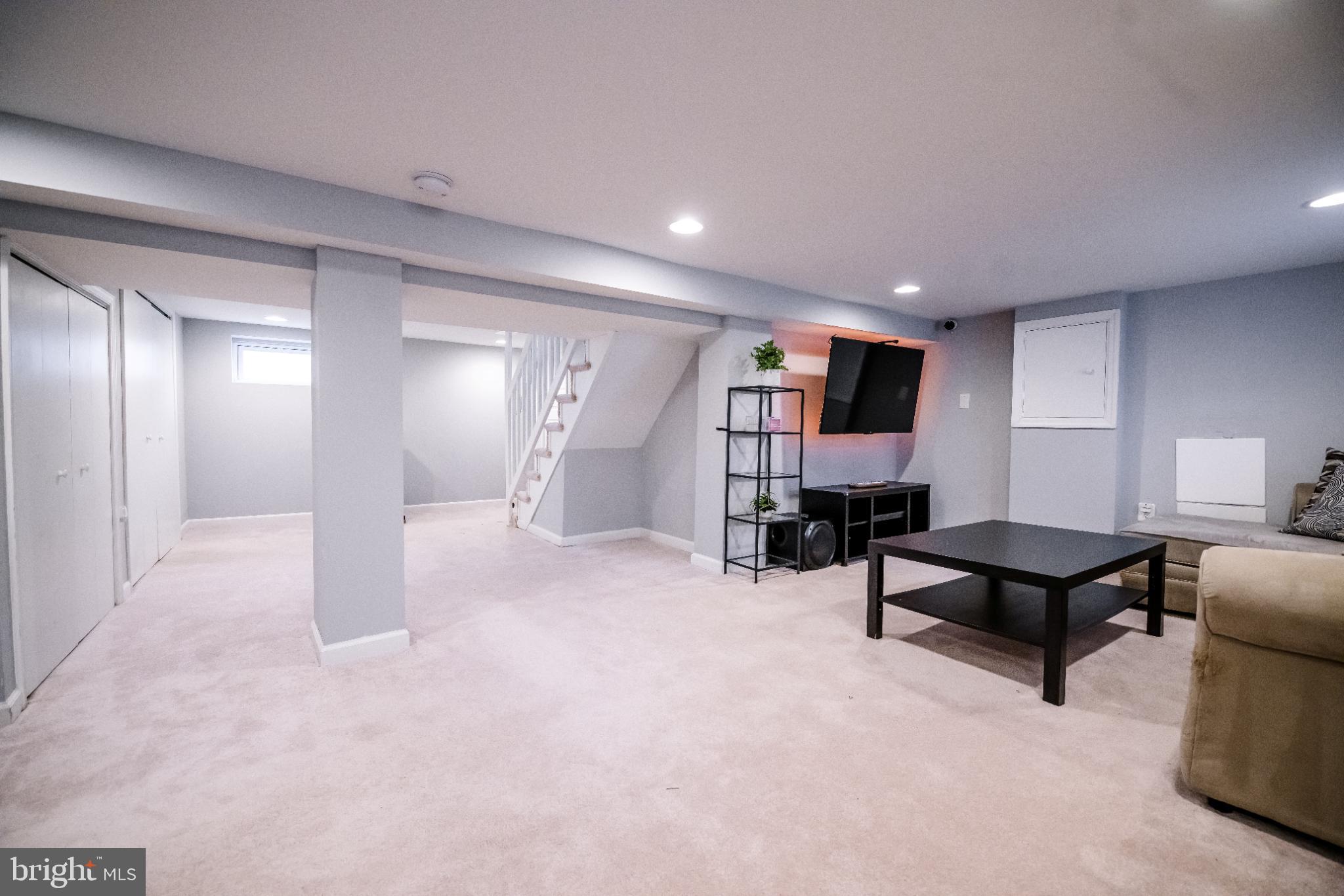 GARDENVILLE - Residential