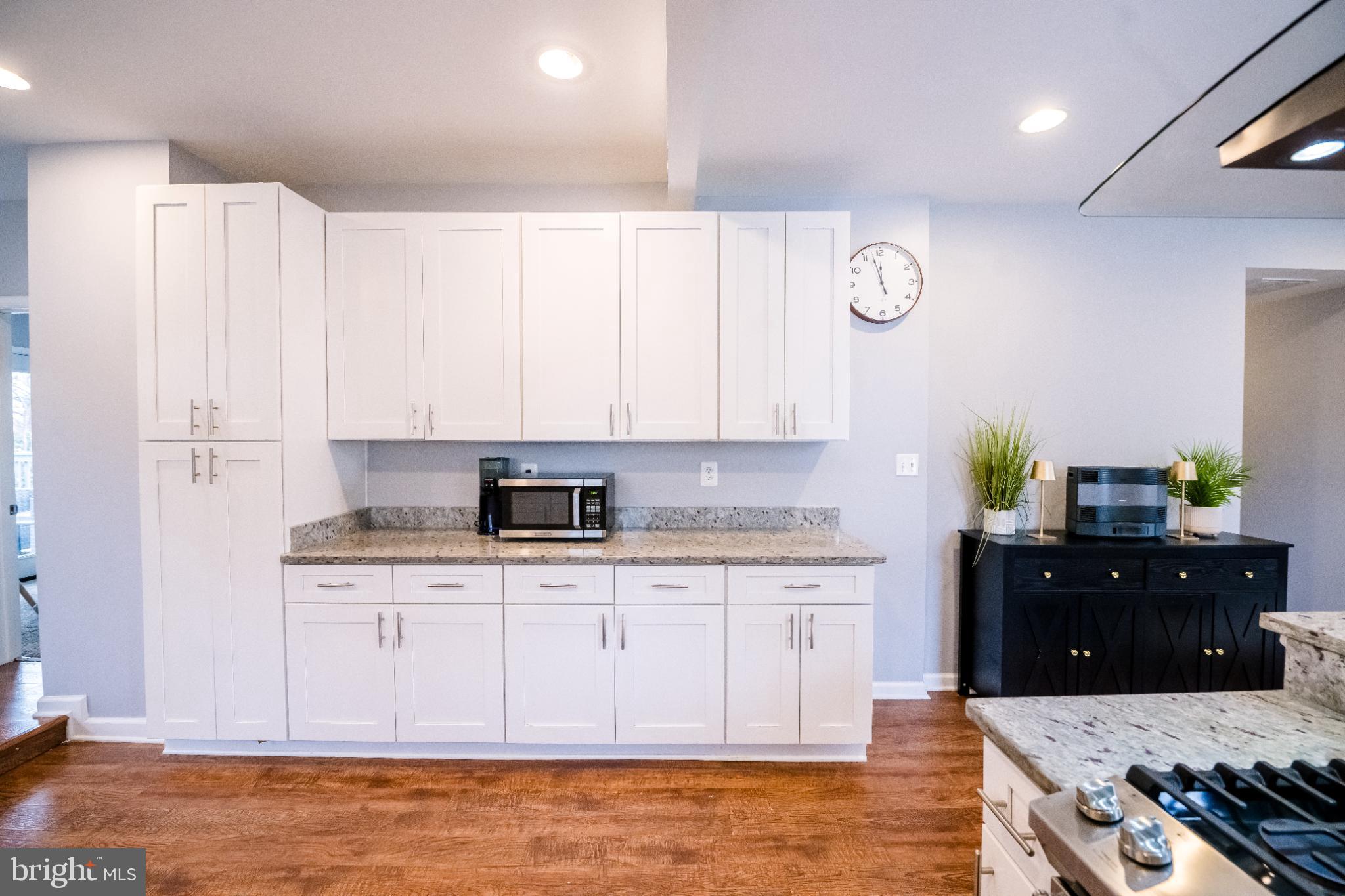 GARDENVILLE - Residential