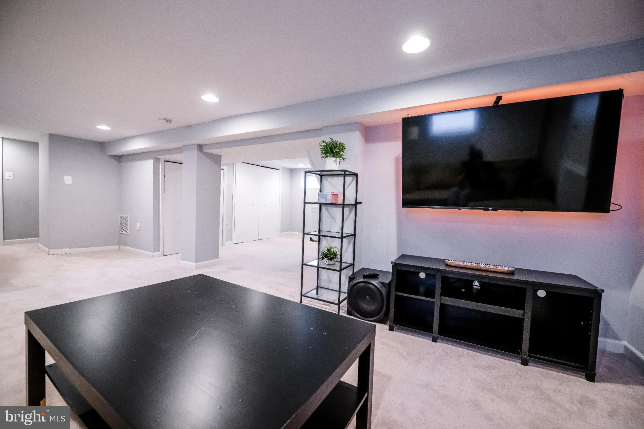 GARDENVILLE - Residential