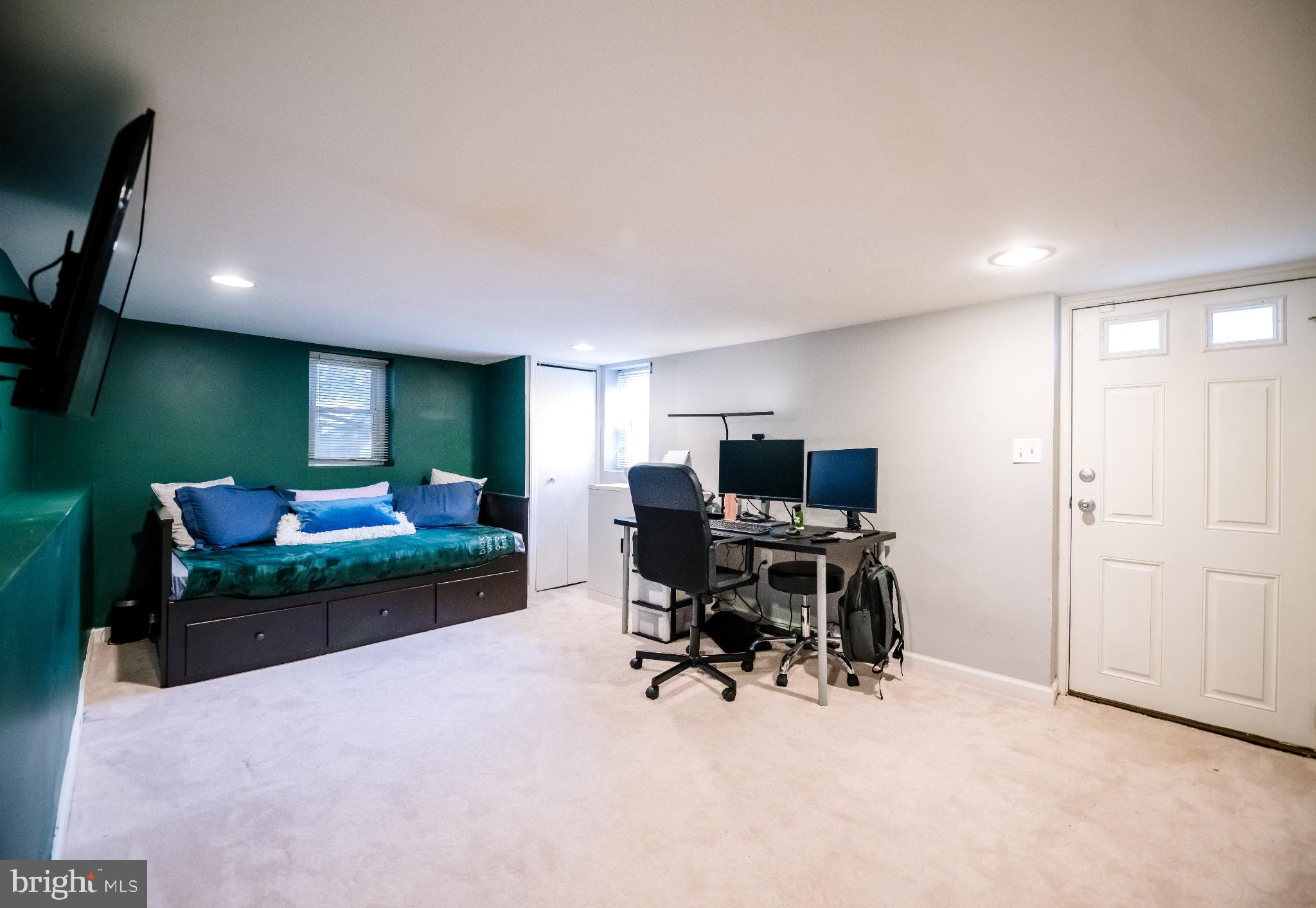 GARDENVILLE - Residential