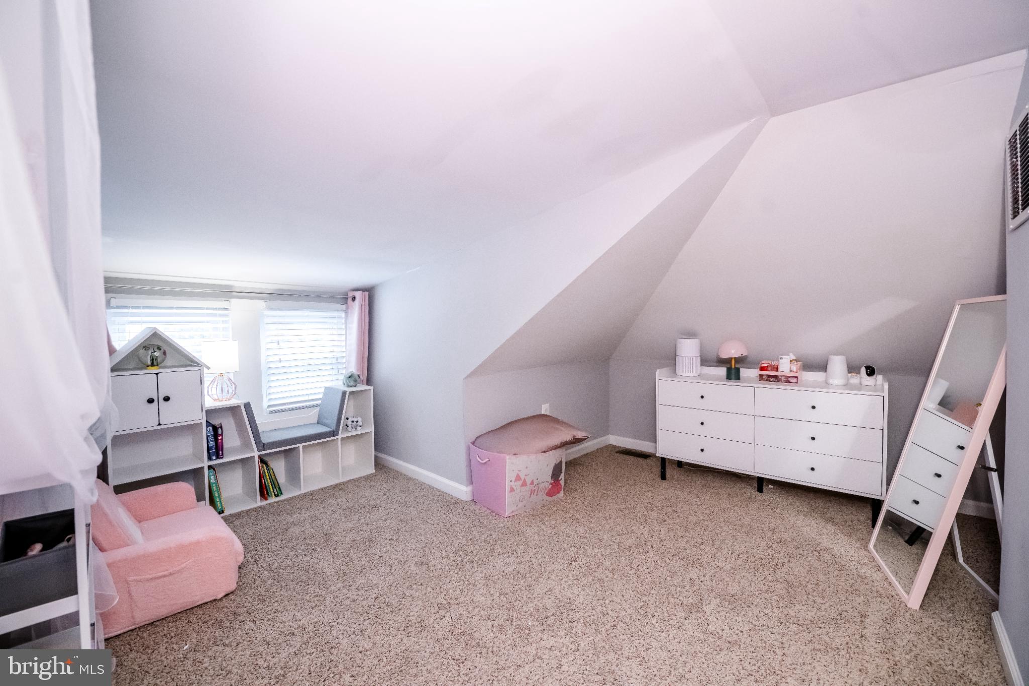 GARDENVILLE - Residential