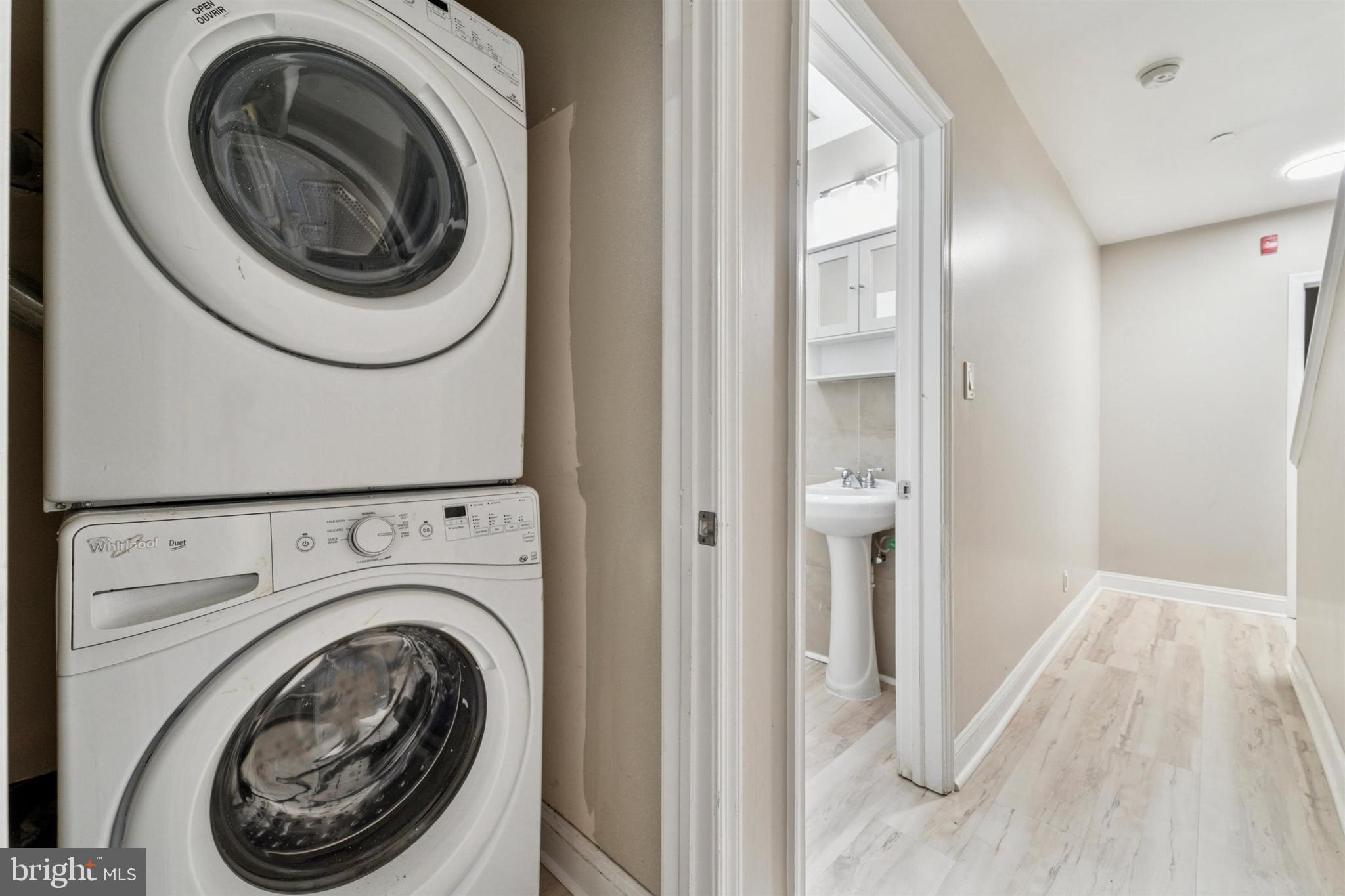 POWELTON VILLAGE - Residential Lease