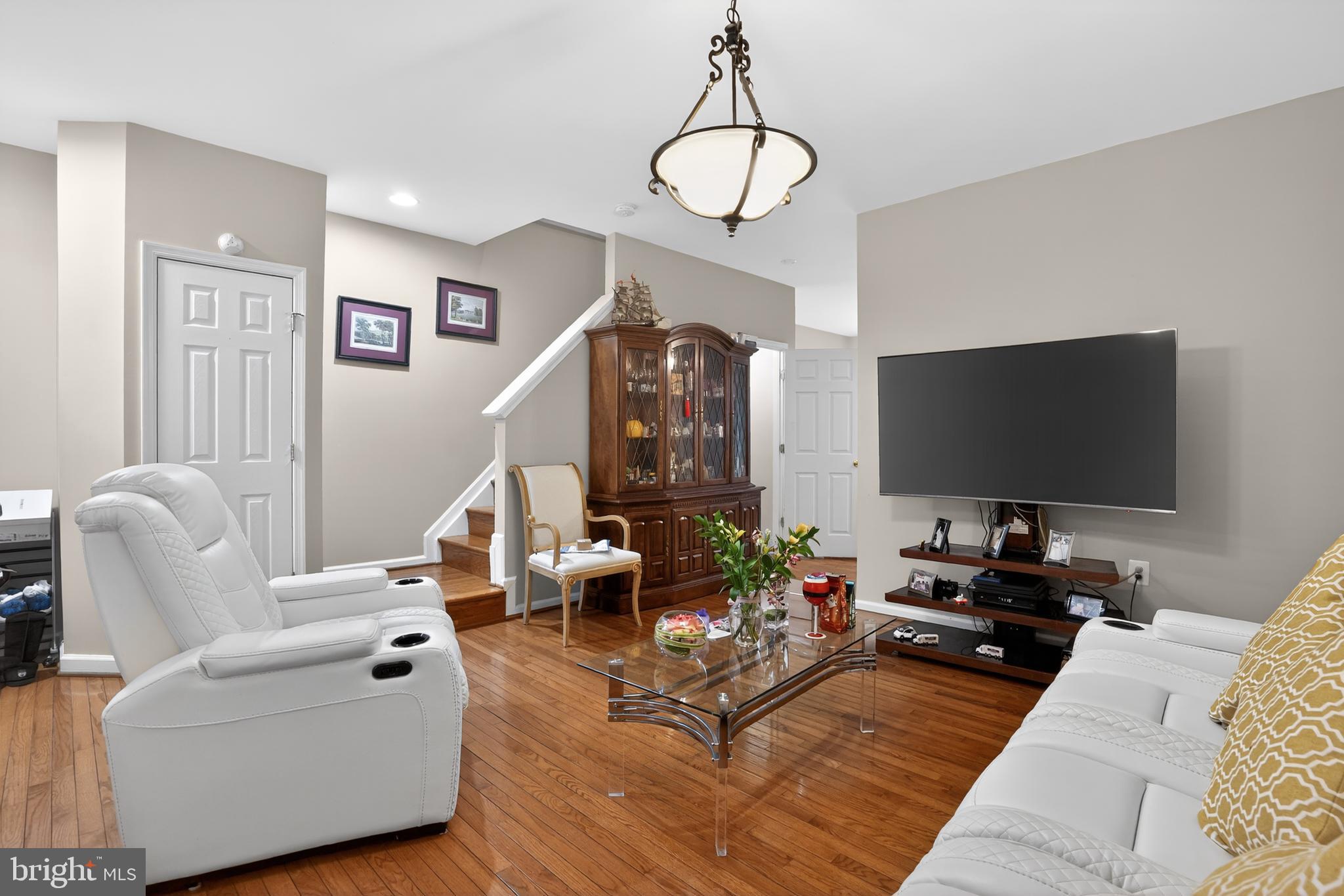 SYCAMORE HILL - Residential