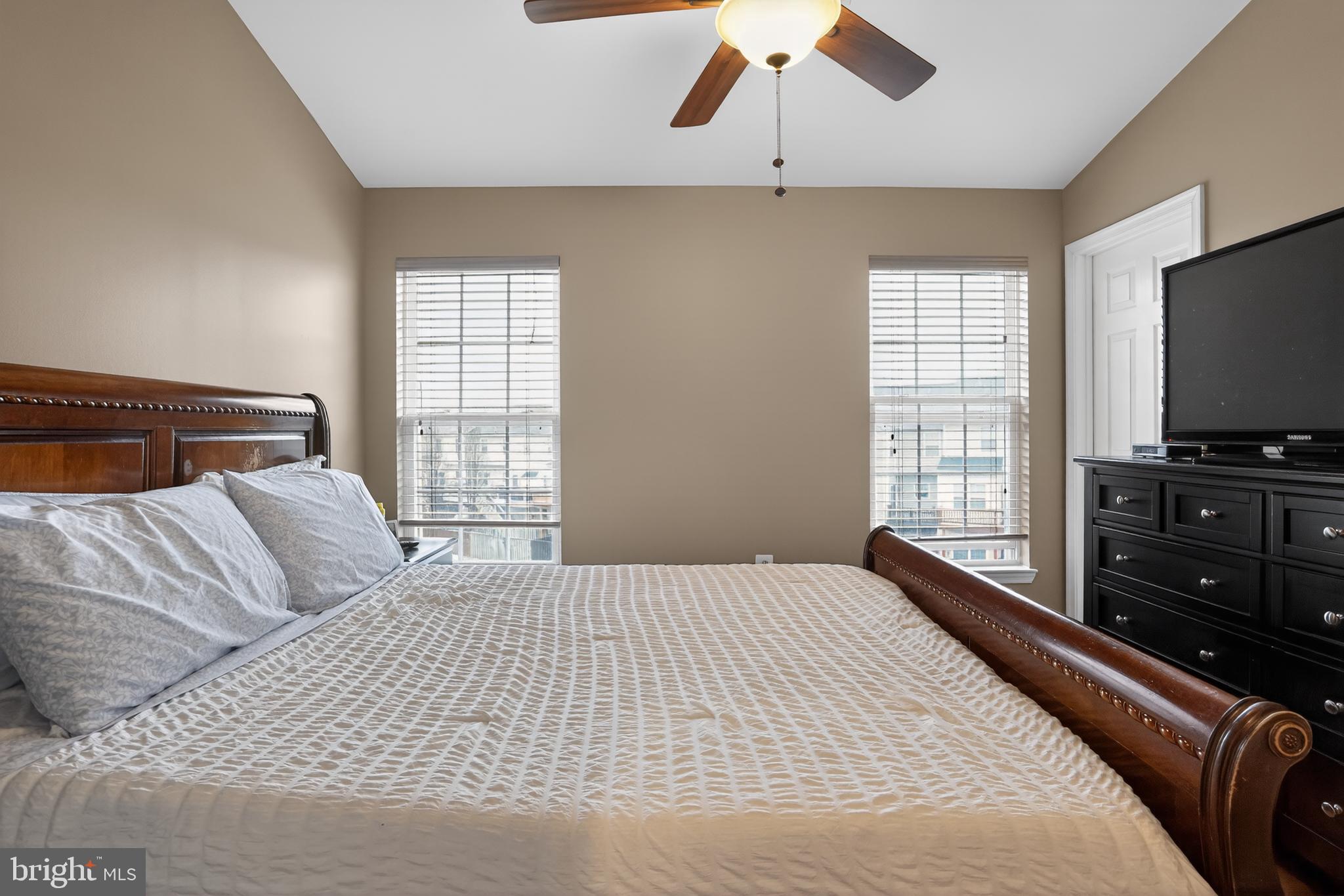 SYCAMORE HILL - Residential