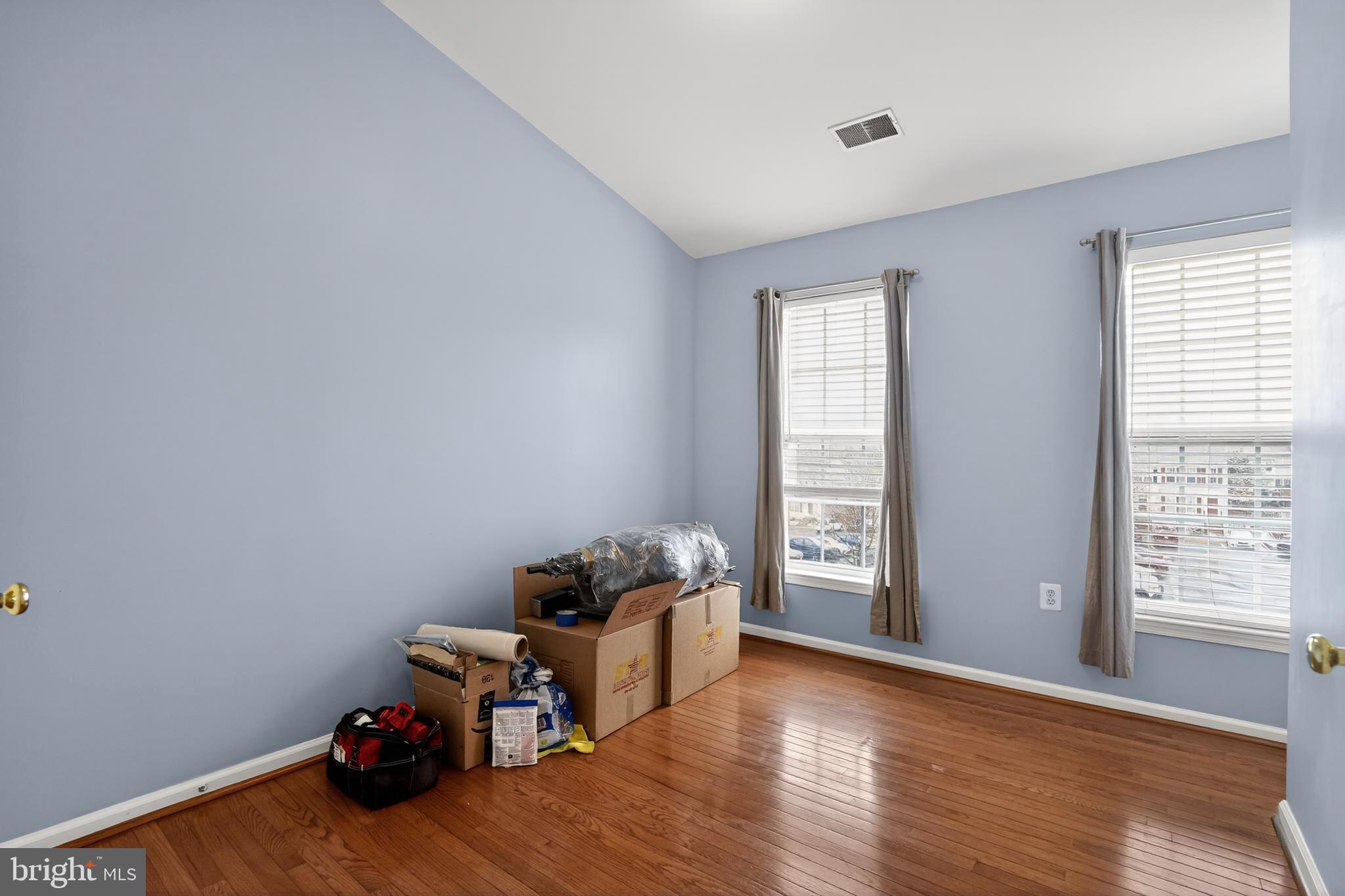 SYCAMORE HILL - Residential