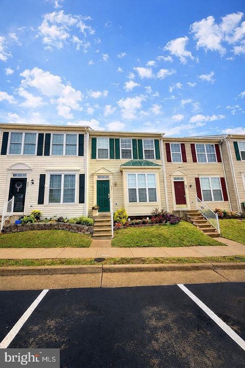 Photo of 448 Pearlbush Square NE, LEESBURG, VA 20176 (MLS # VALO2117174)
