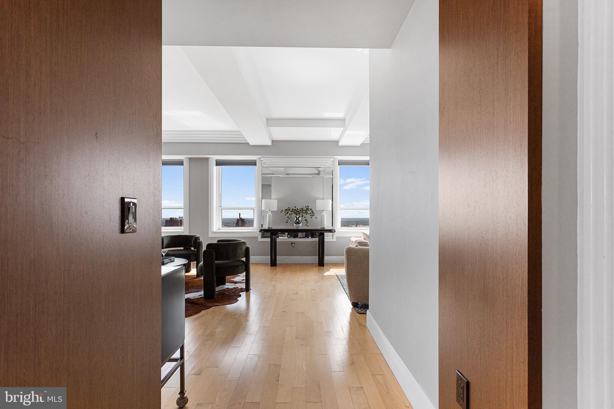 1425 LOCUST STREET 32A