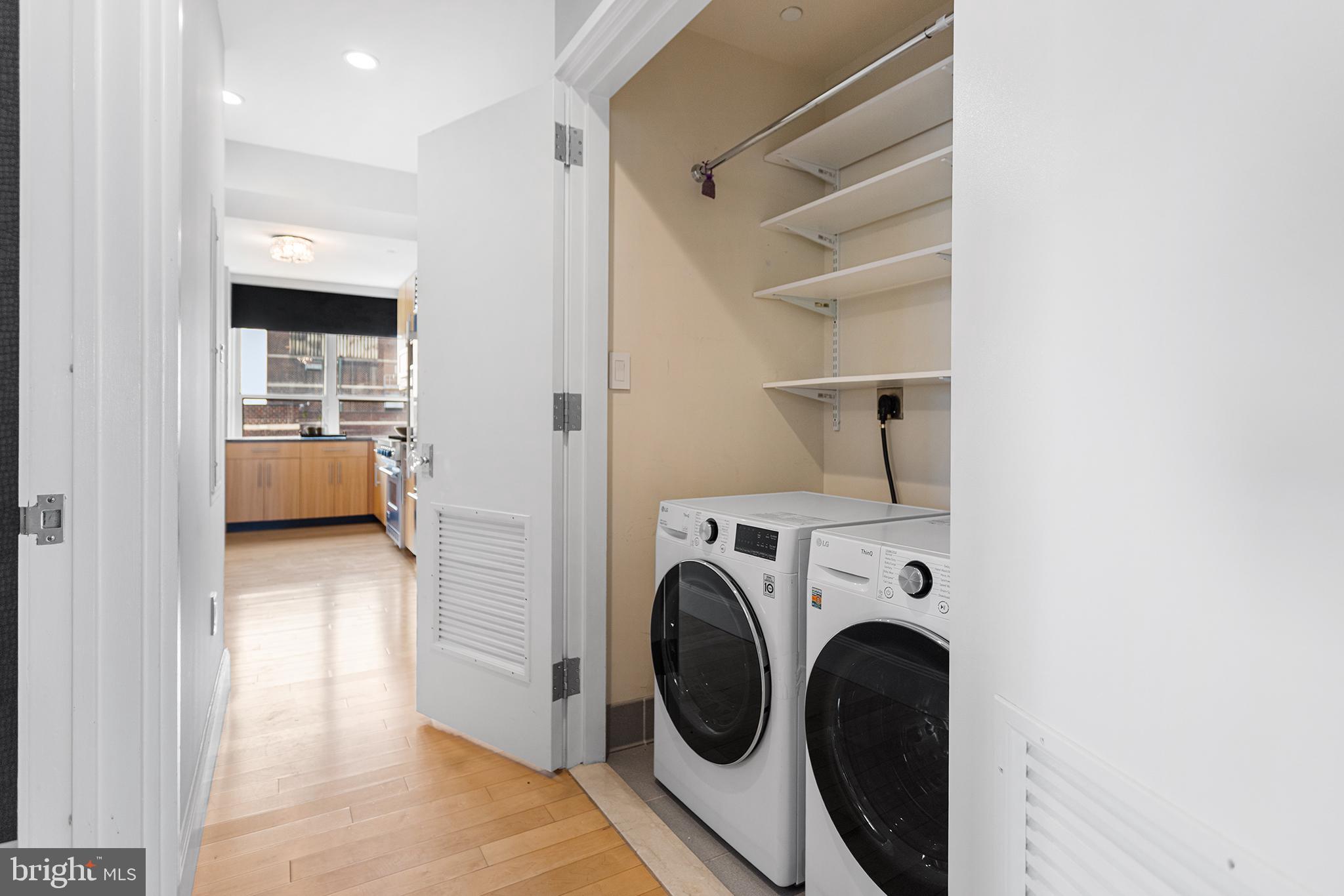 RITTENHOUSE SQUARE - Residential