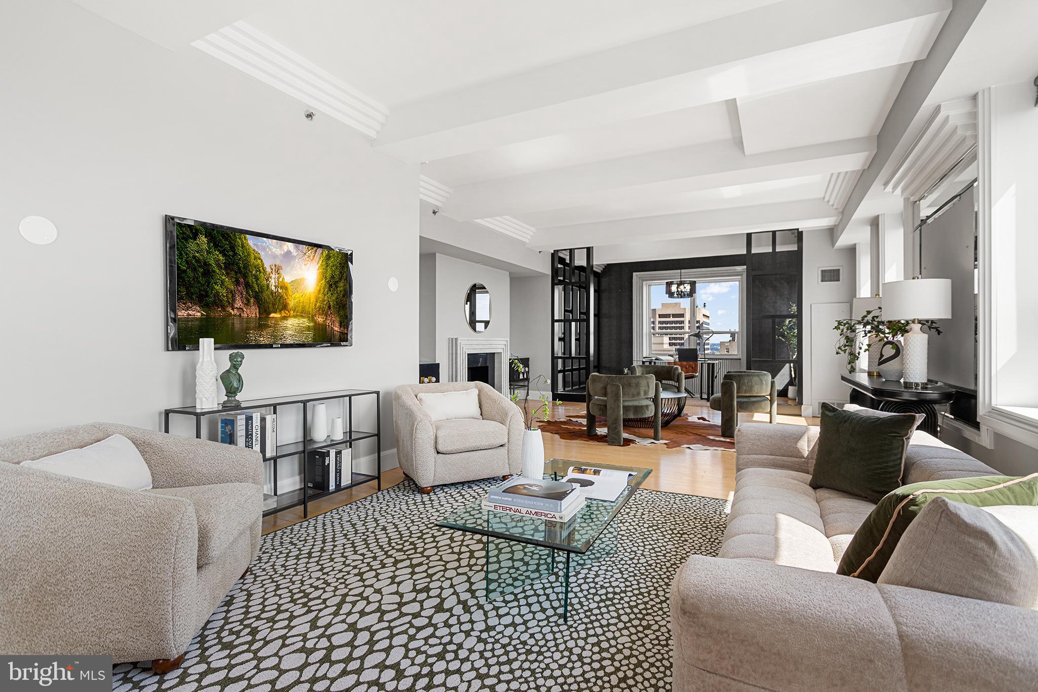 1425 LOCUST STREET 32A