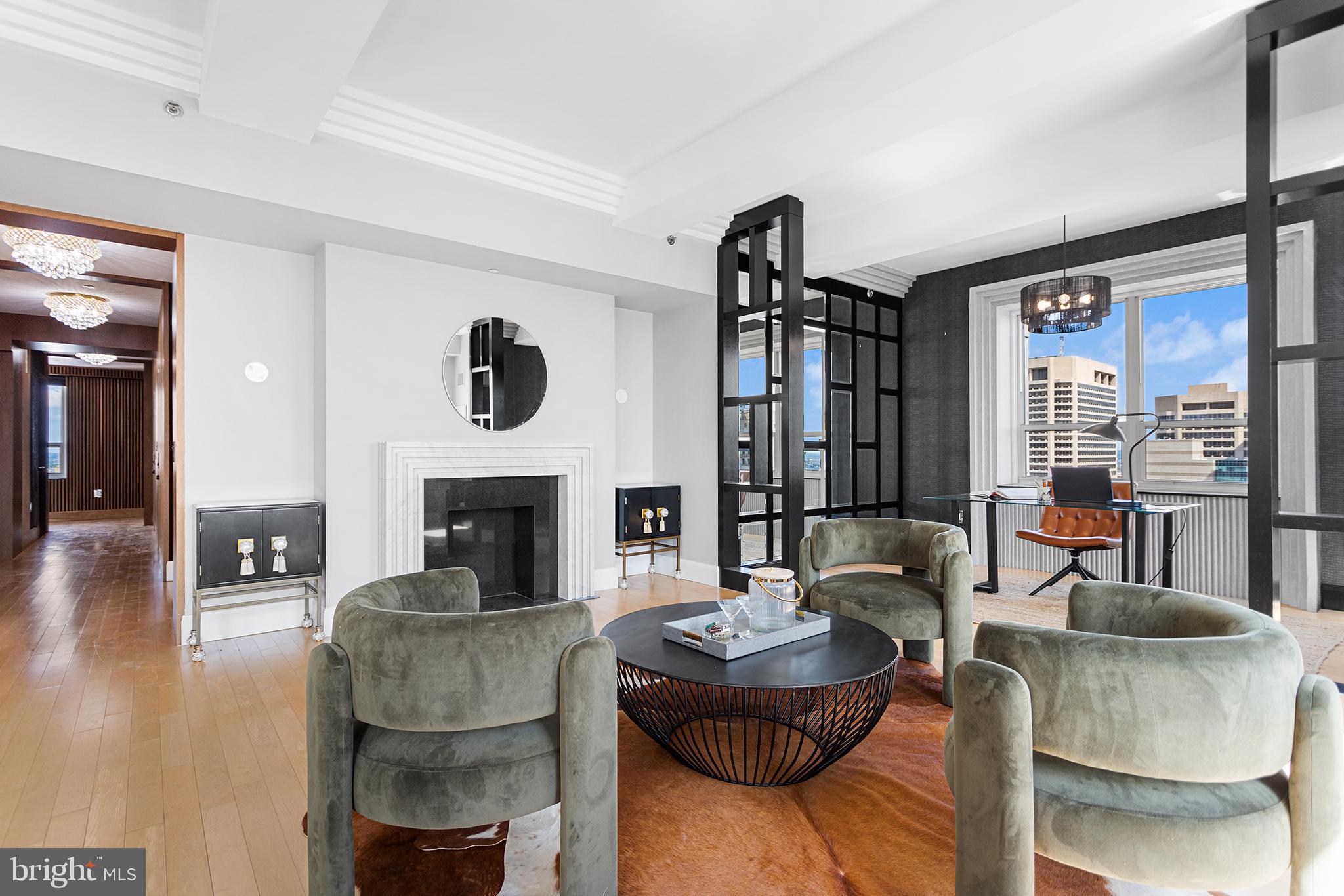 RITTENHOUSE SQUARE - Residential
