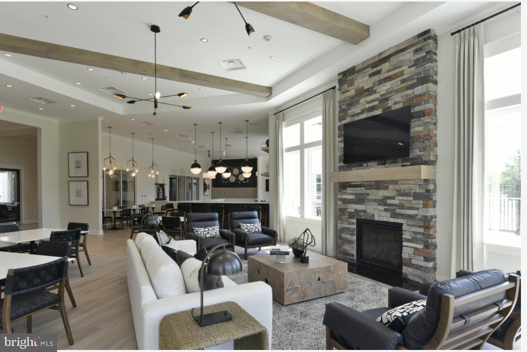 ST CHARLES - Residential