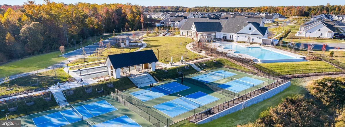 ST CHARLES - Residential