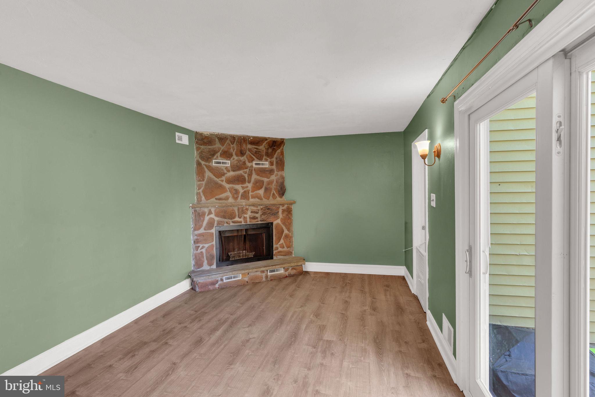 GREEN MEADOWS - Residential