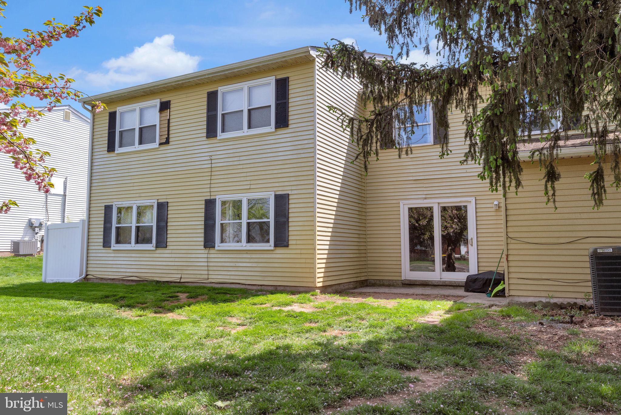 GREEN MEADOWS - Residential