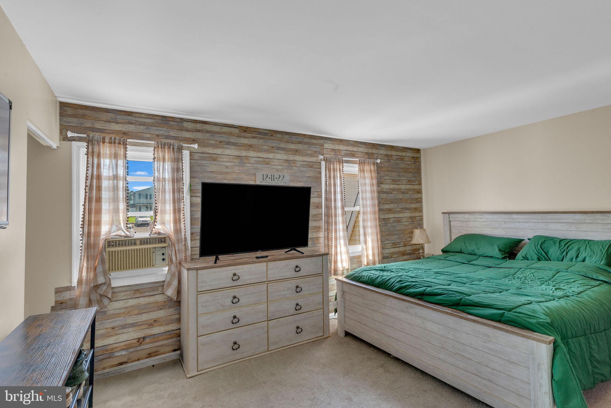 GREEN MEADOWS - Residential