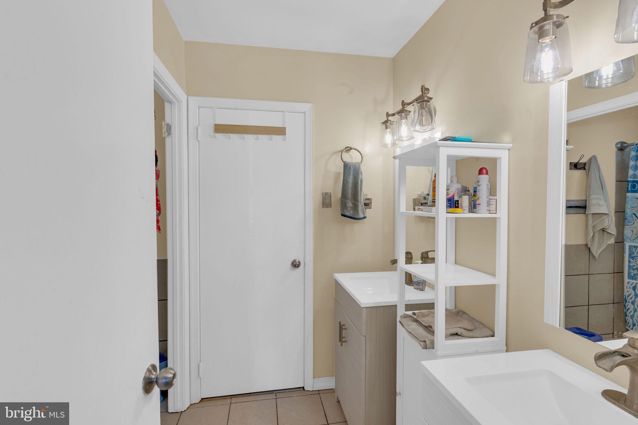 GREEN MEADOWS - Residential