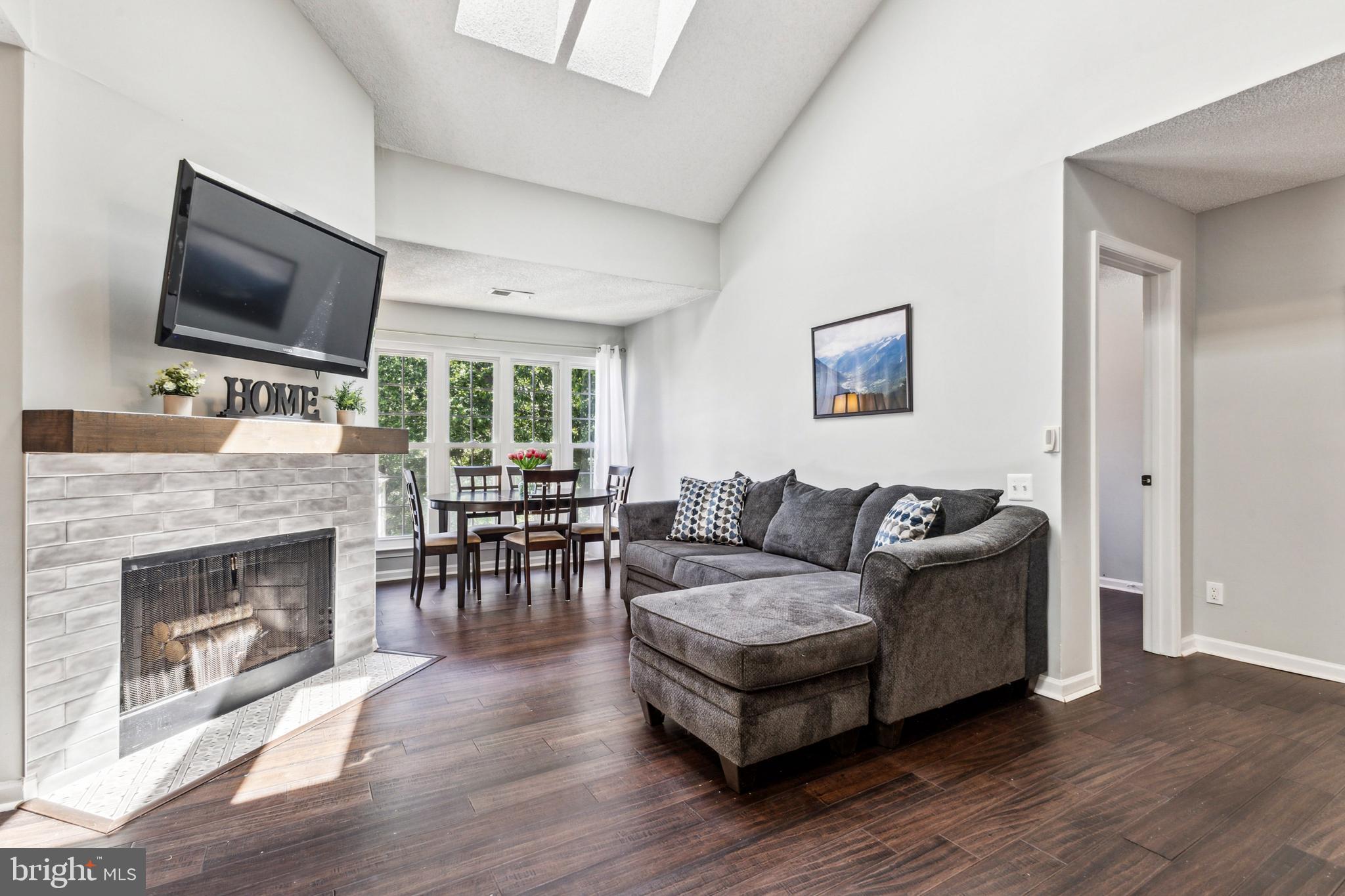 3901 GOLF TEE COURT 301