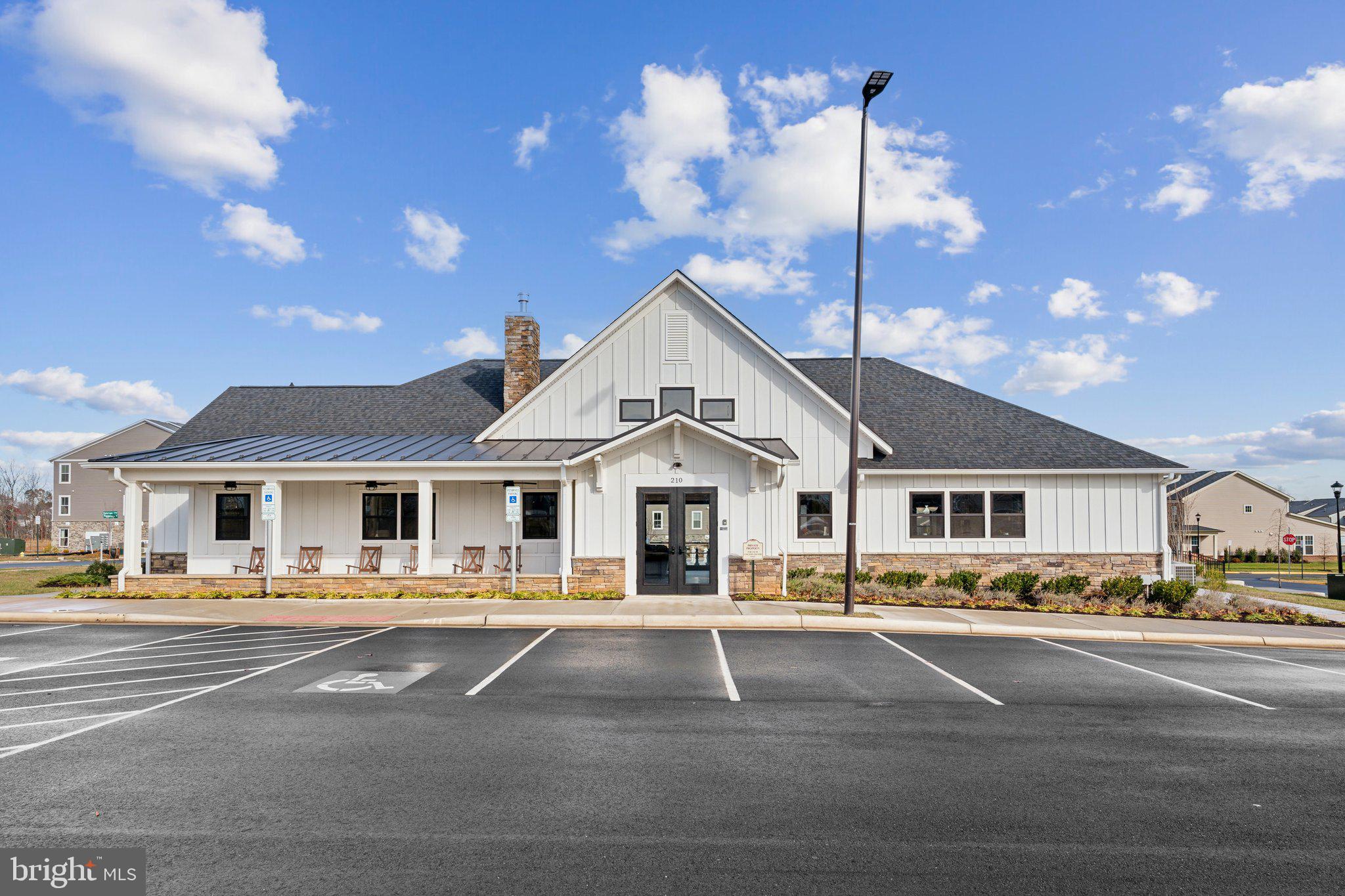 EMBREY MILL - Residential