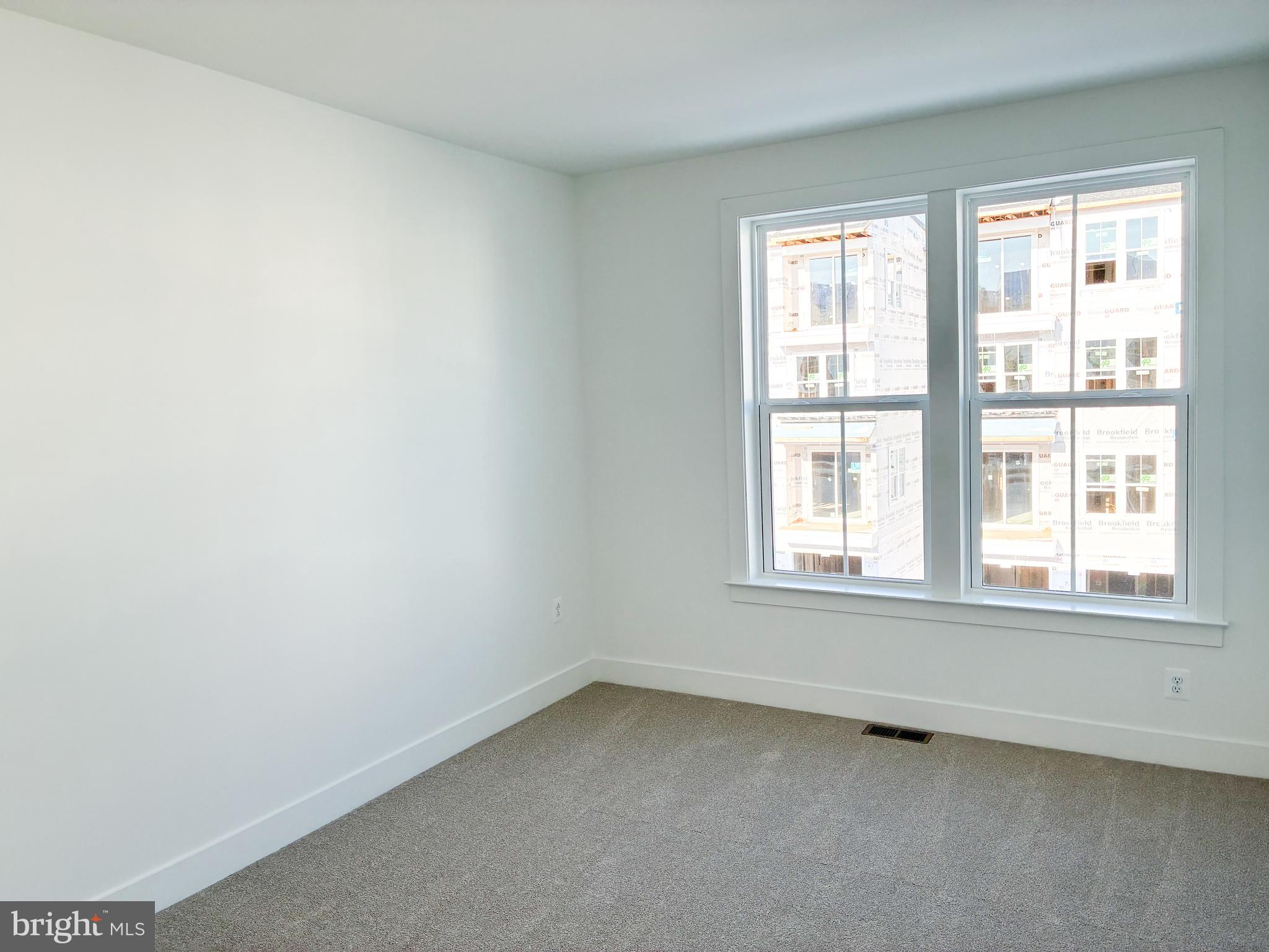 EMBREY MILL - Residential