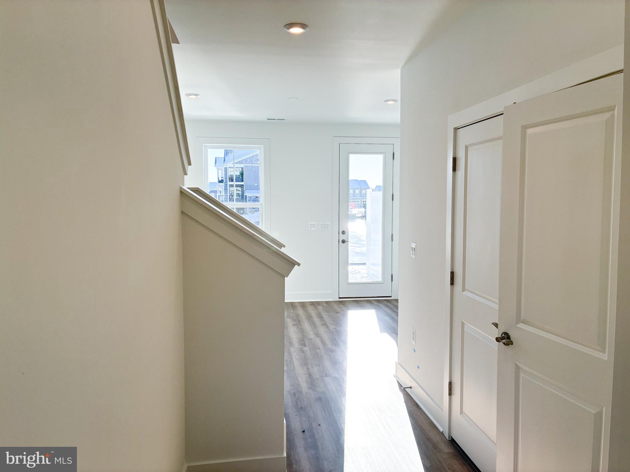 EMBREY MILL - Residential