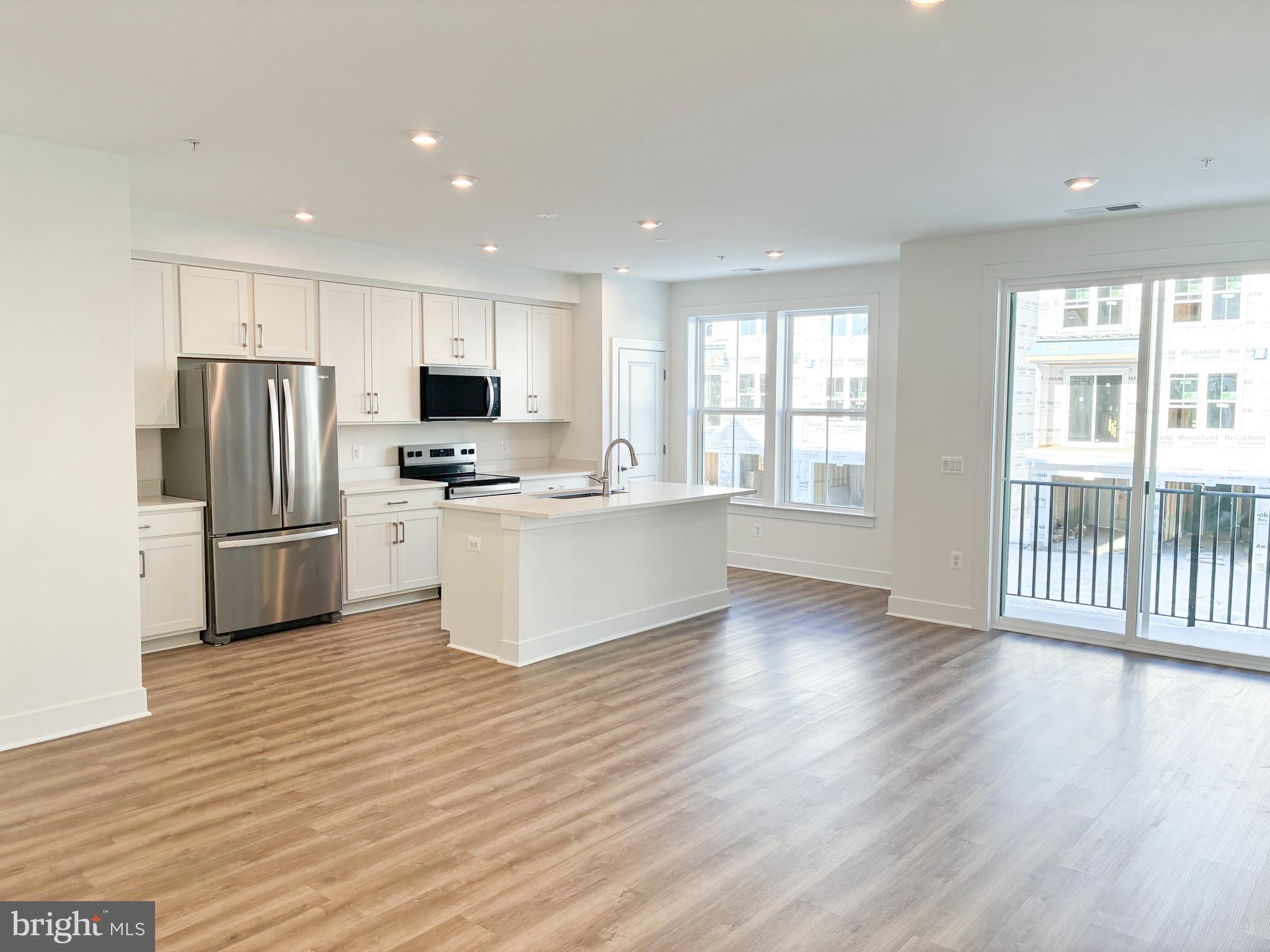 EMBREY MILL - Residential