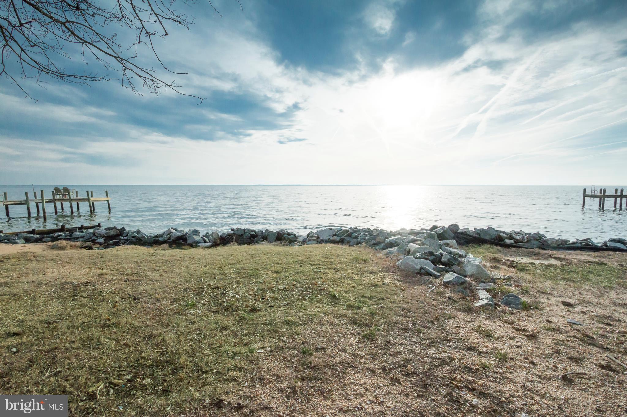 MCKAYS BEACH - Residential