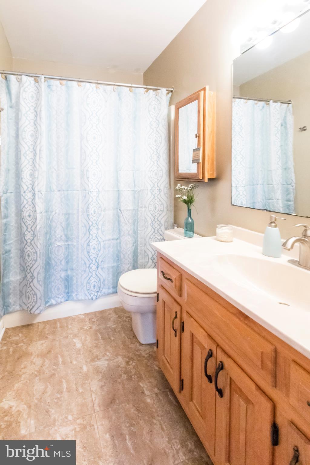 MCKAYS BEACH - Residential