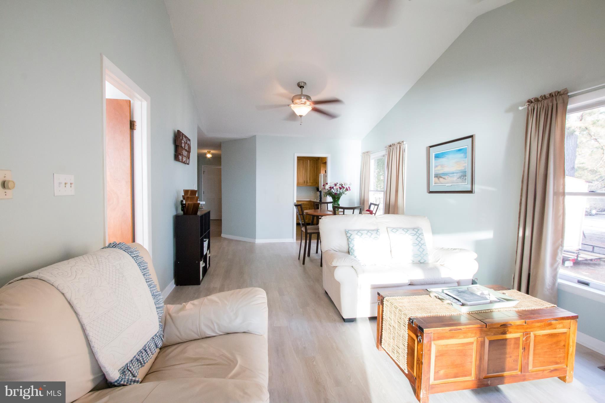 MCKAYS BEACH - Residential