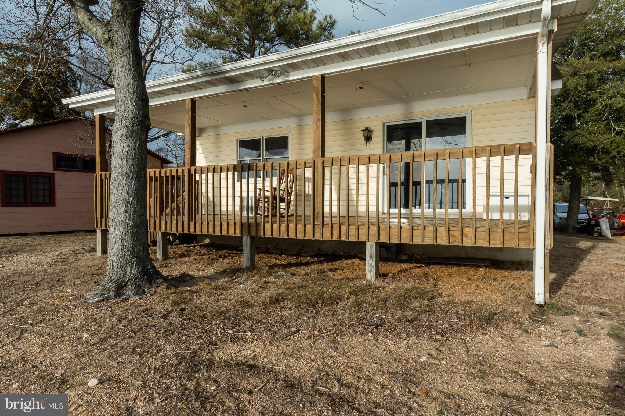 MCKAYS BEACH - Residential