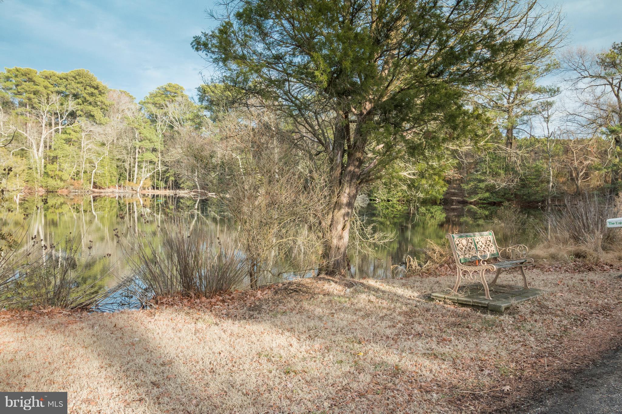 MCKAYS BEACH - Residential