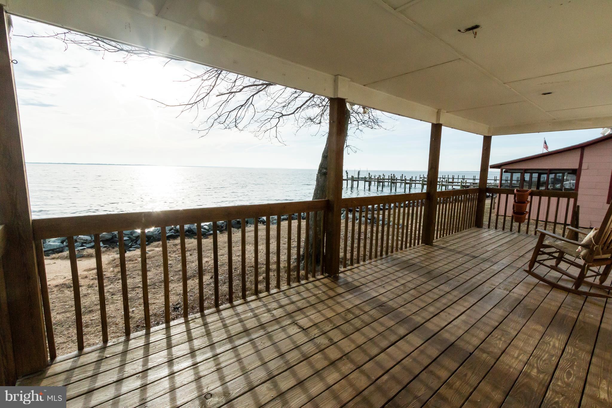 MCKAYS BEACH - Residential