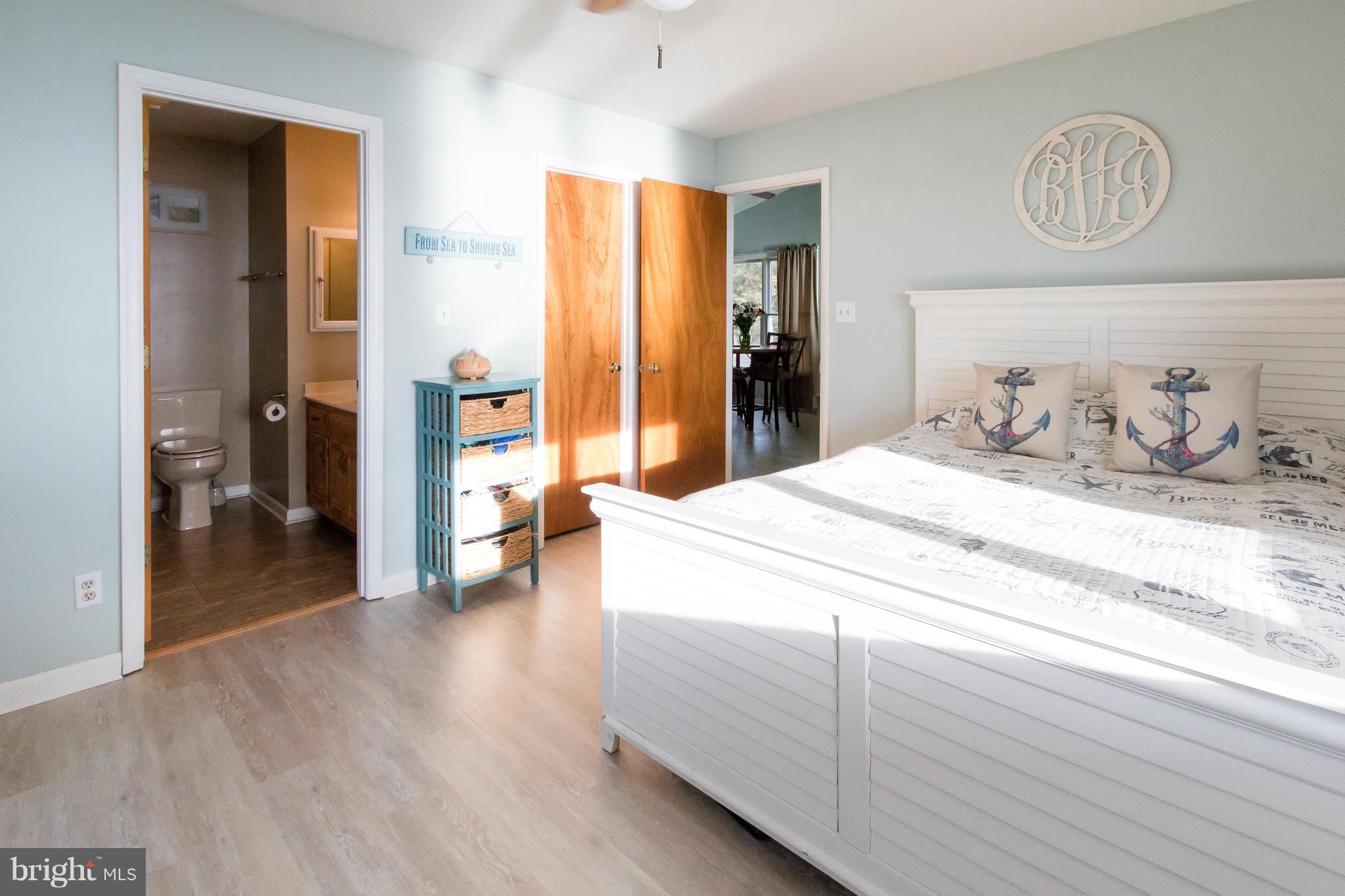 MCKAYS BEACH - Residential