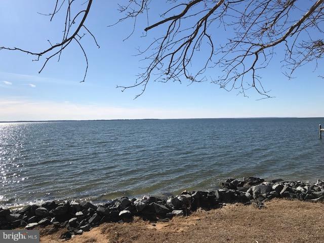 MCKAYS BEACH - Residential