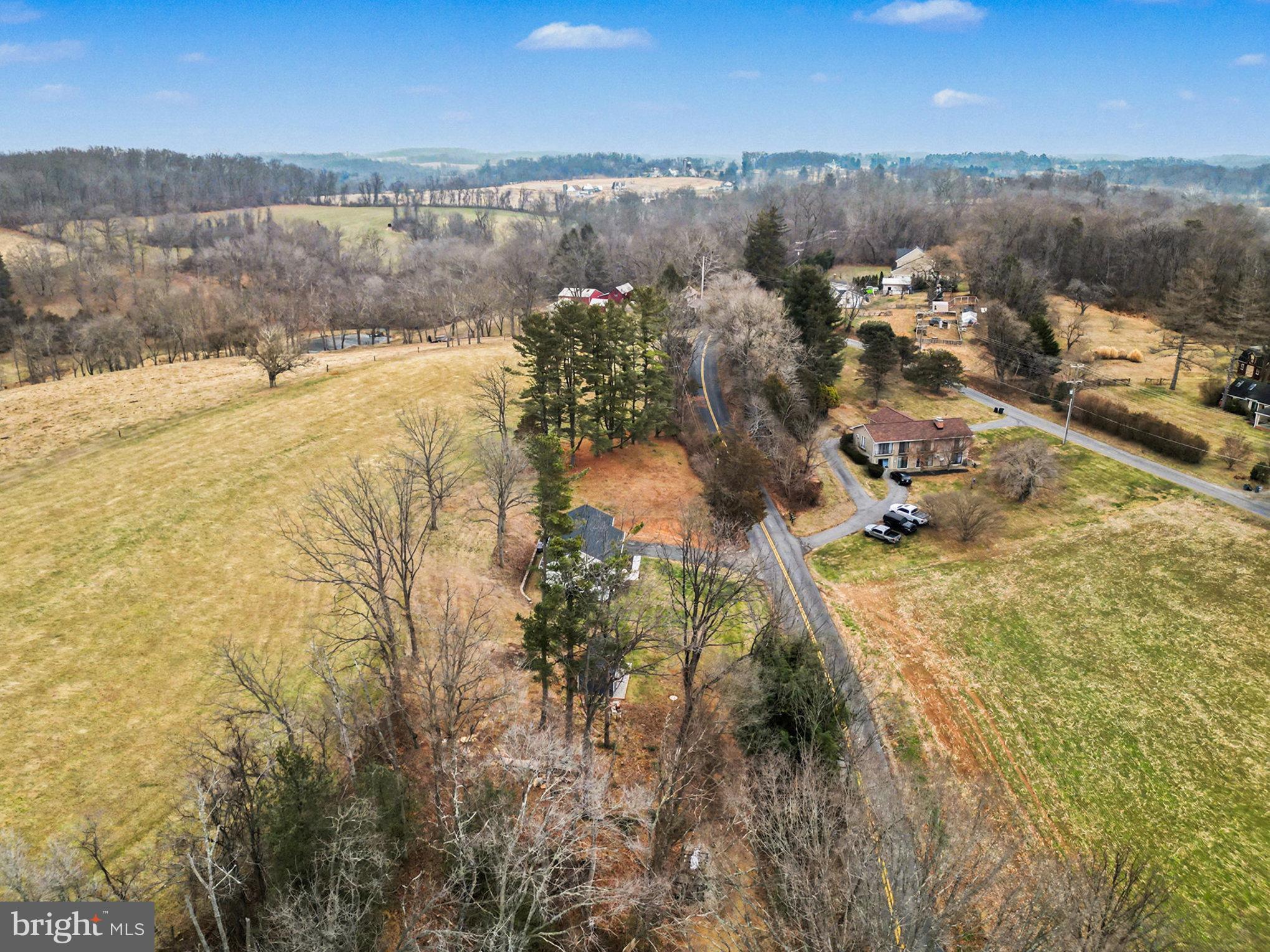 WHITEHALL - Residential