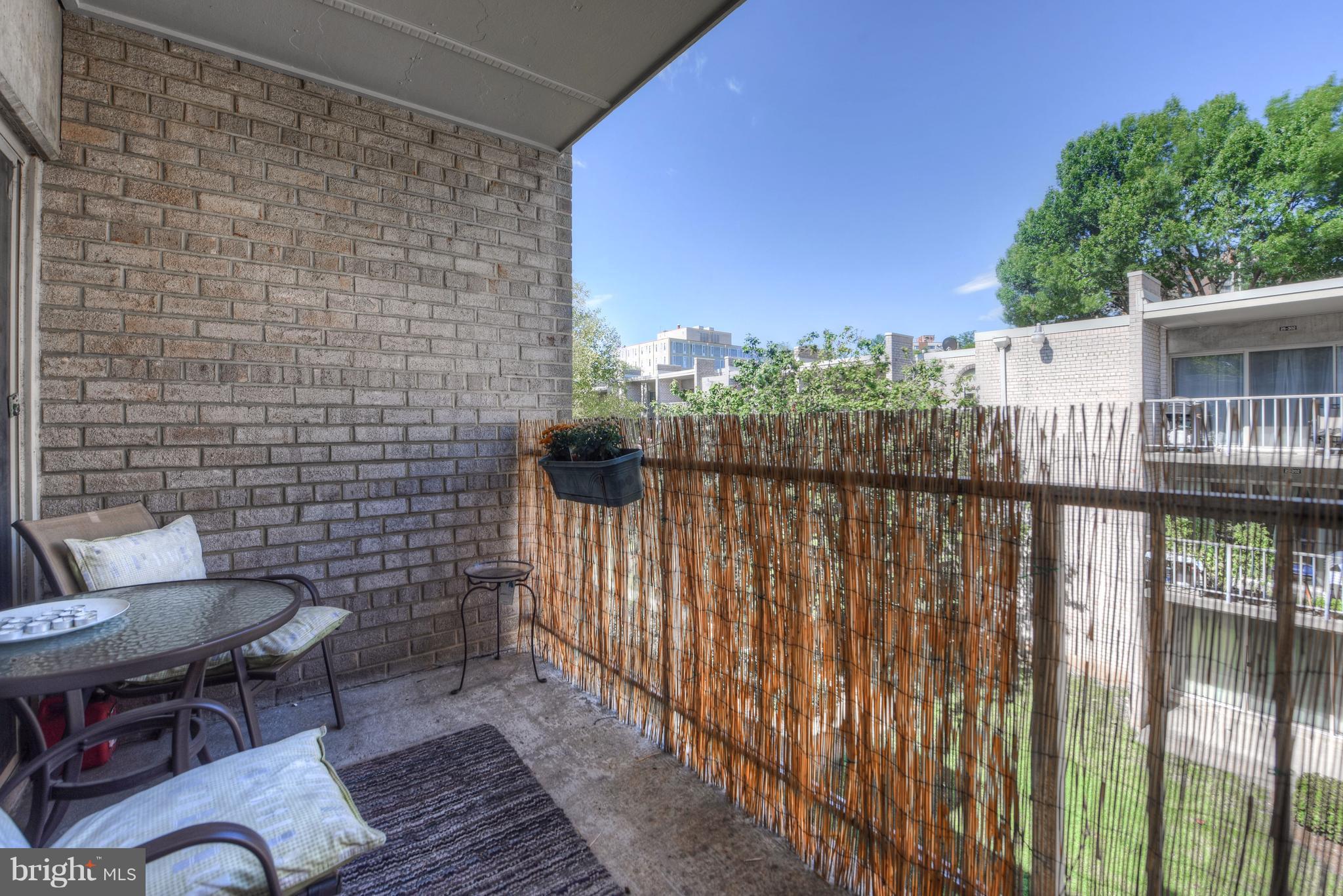 CANTERBURY SQUARE - Residential