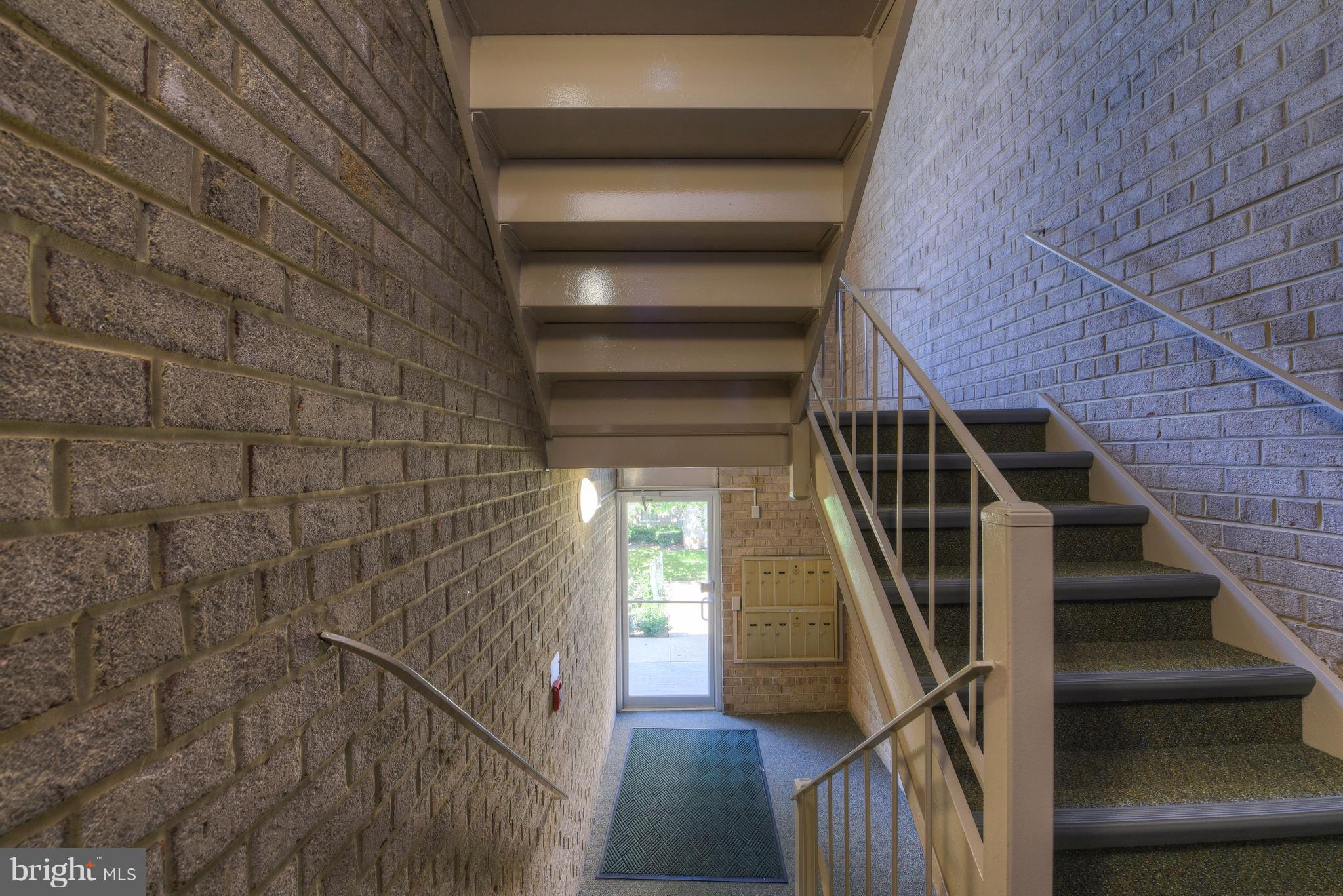 CANTERBURY SQUARE - Residential