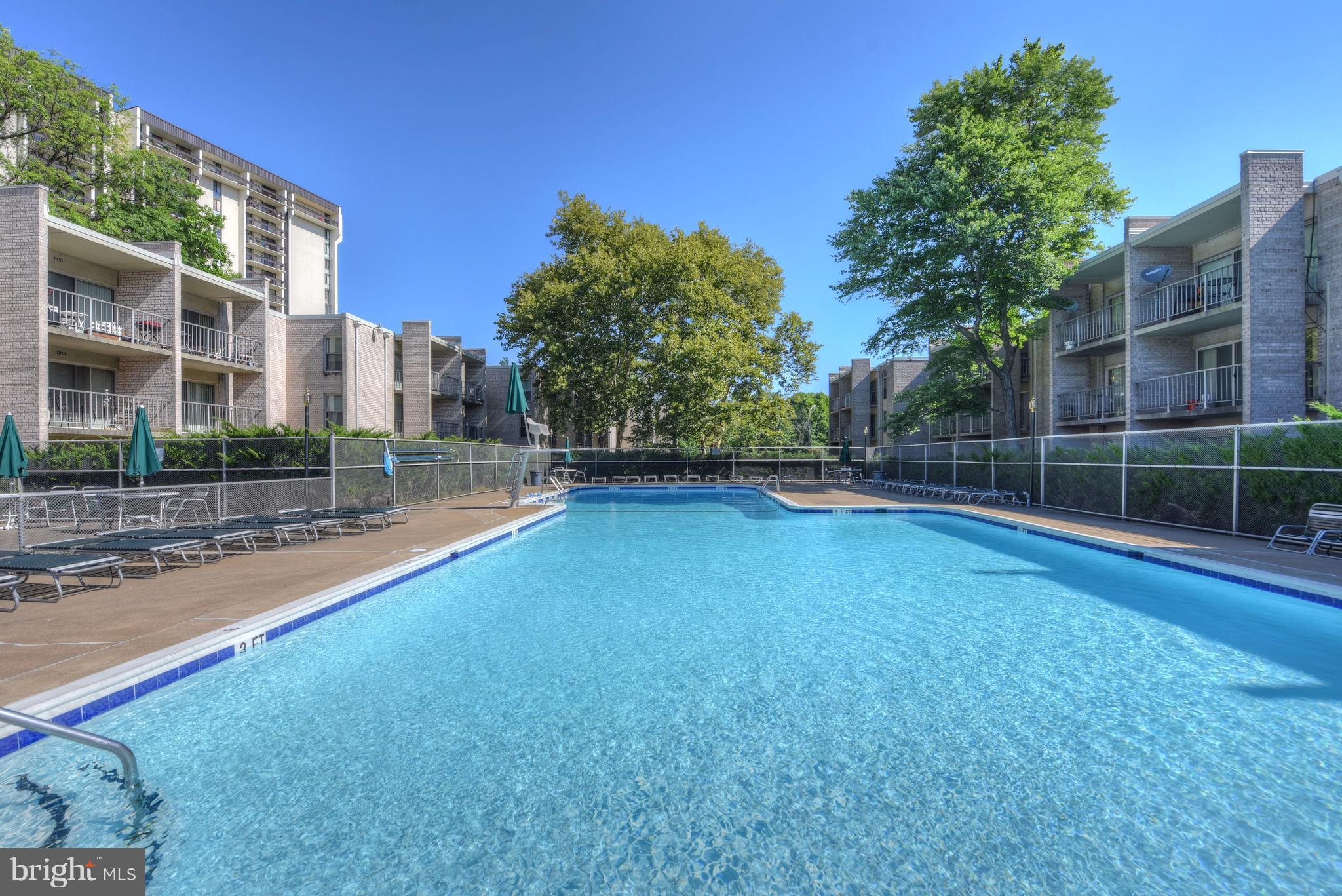 CANTERBURY SQUARE - Residential