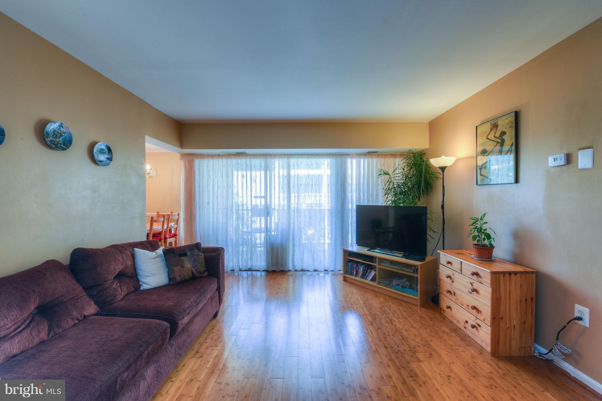 CANTERBURY SQUARE - Residential